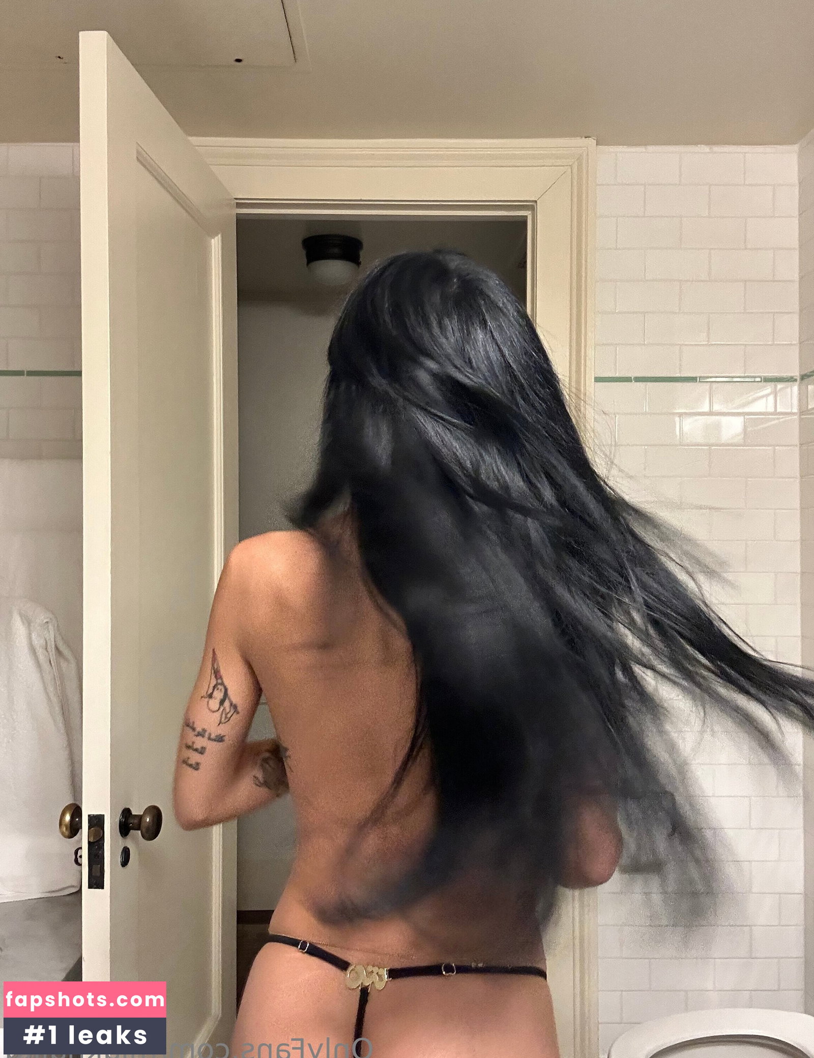 Mia Khalifa gallery photo #2003