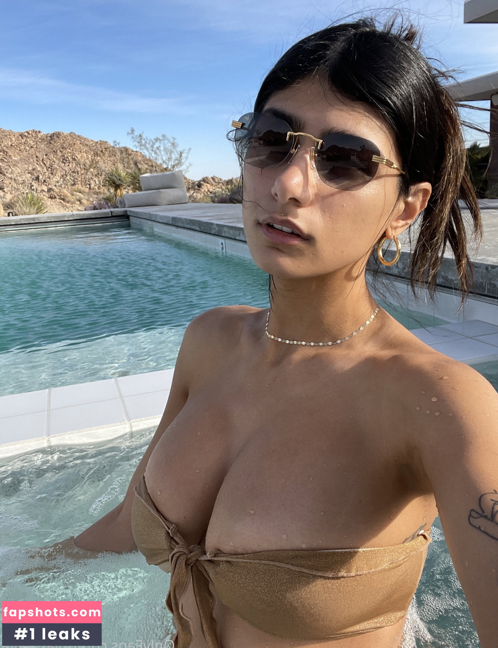 Mia Khalifa gallery photo #1776