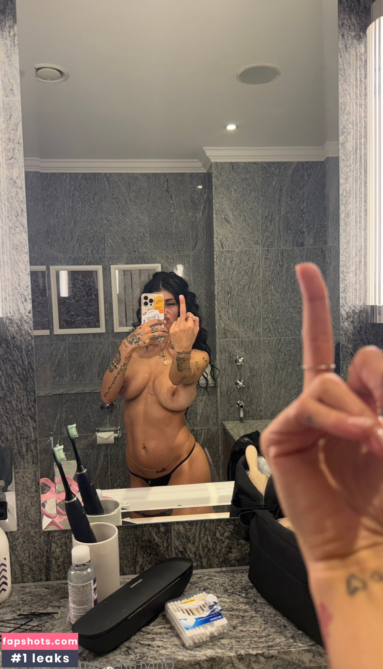 Mia Khalifa gallery photo #668
