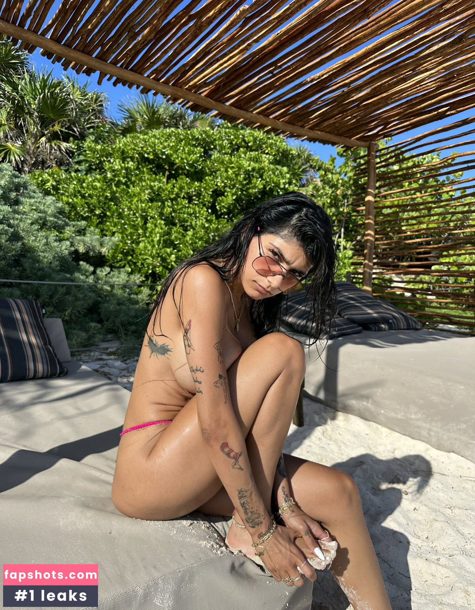 Mia Khalifa gallery photo #426