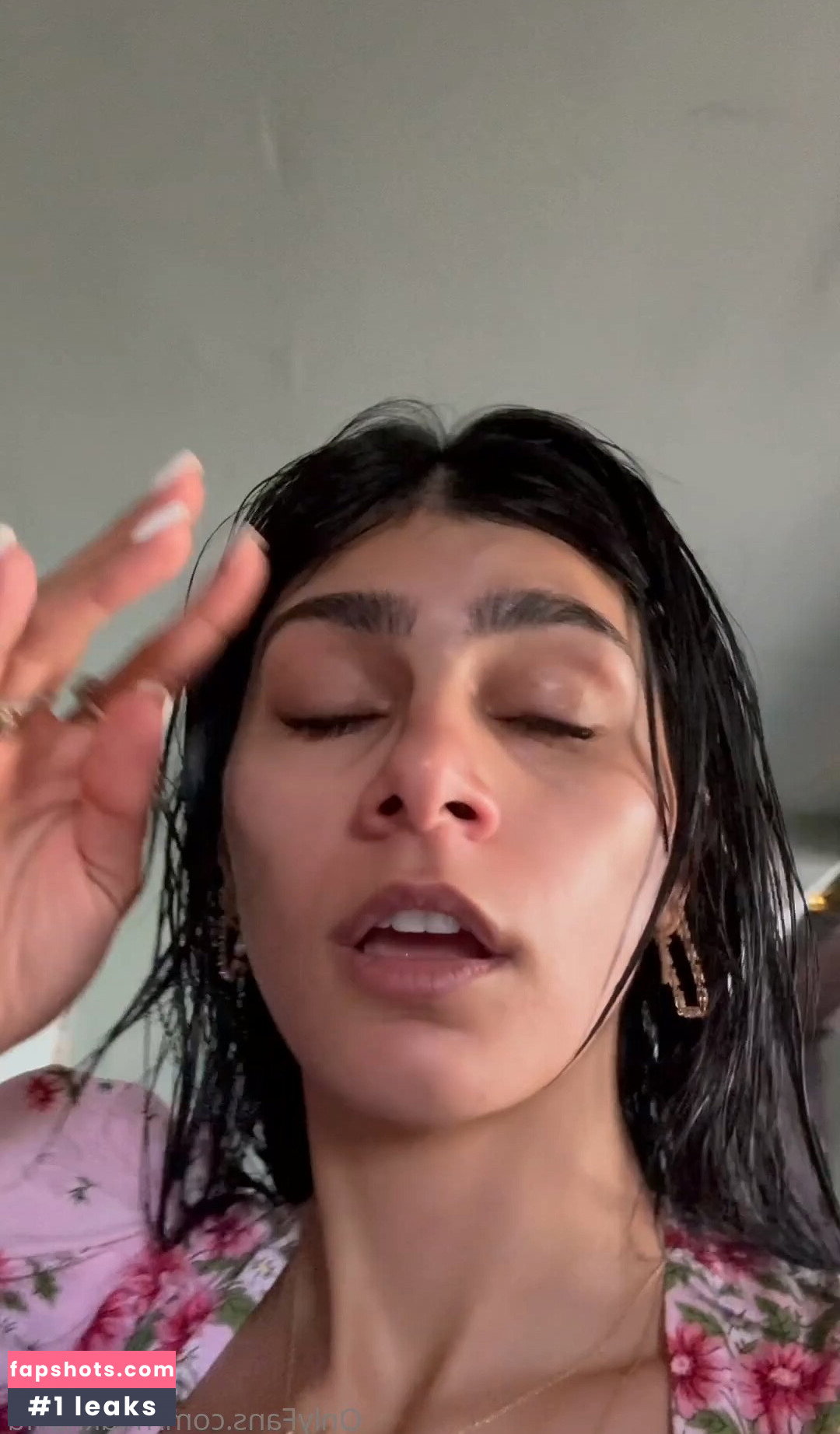 Mia Khalifa gallery photo #2866