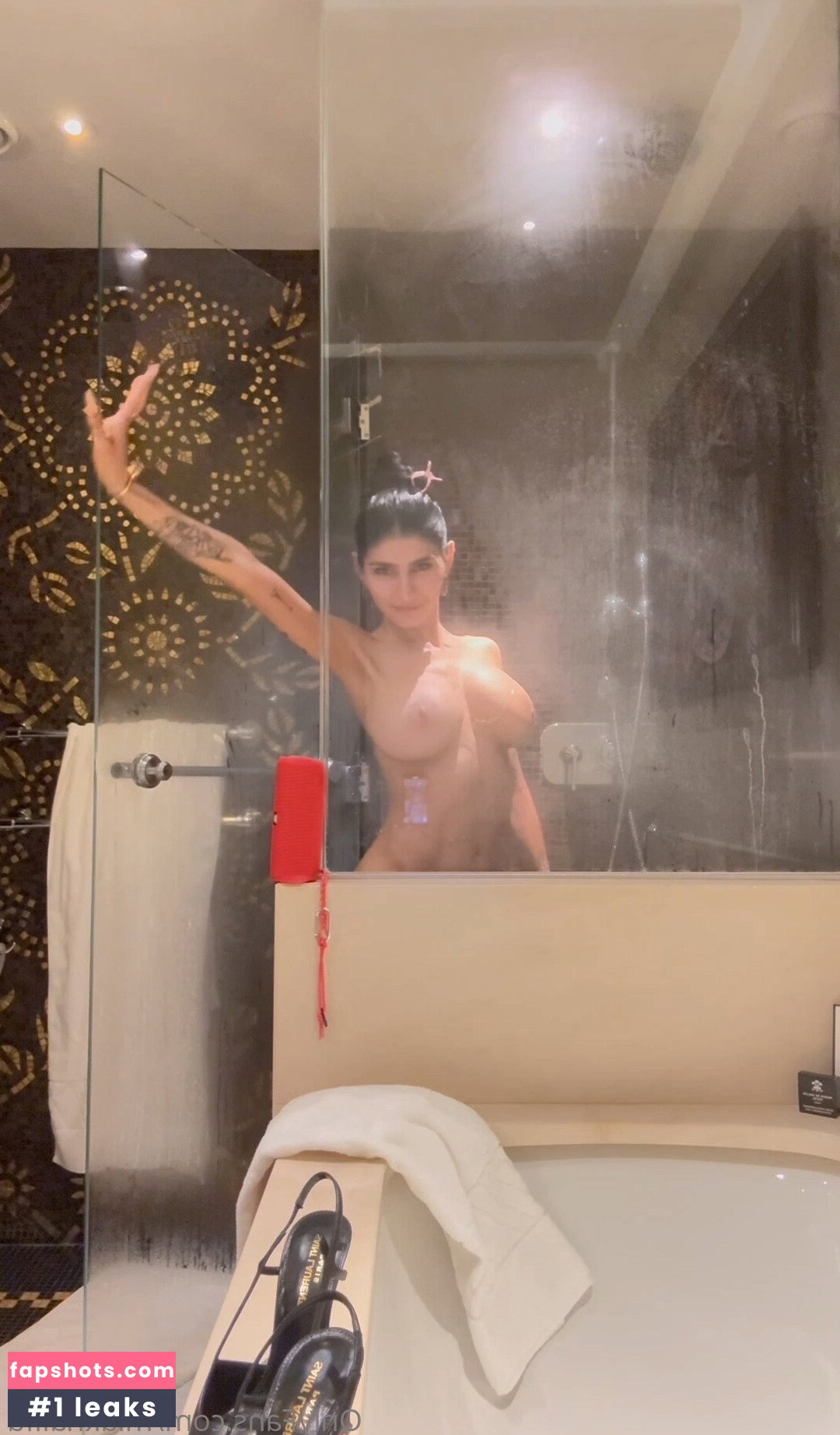 Mia Khalifa gallery photo #197