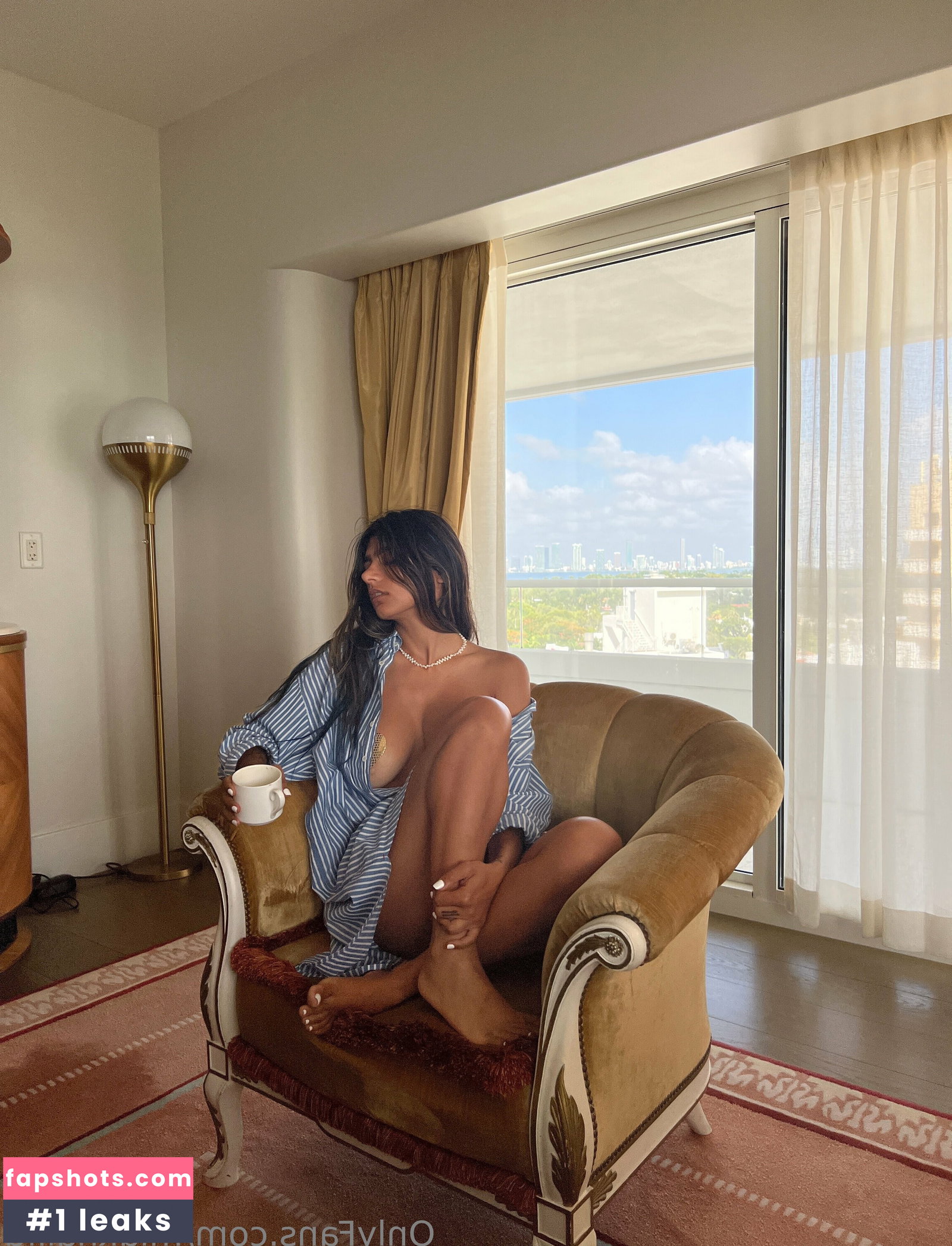 Mia Khalifa gallery photo #1141