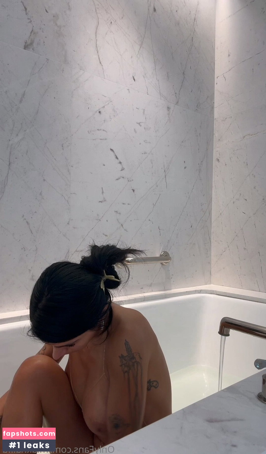 Mia Khalifa gallery photo #831