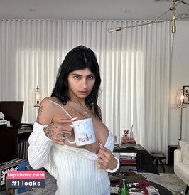 Mia Khalifa gallery photo #2276
