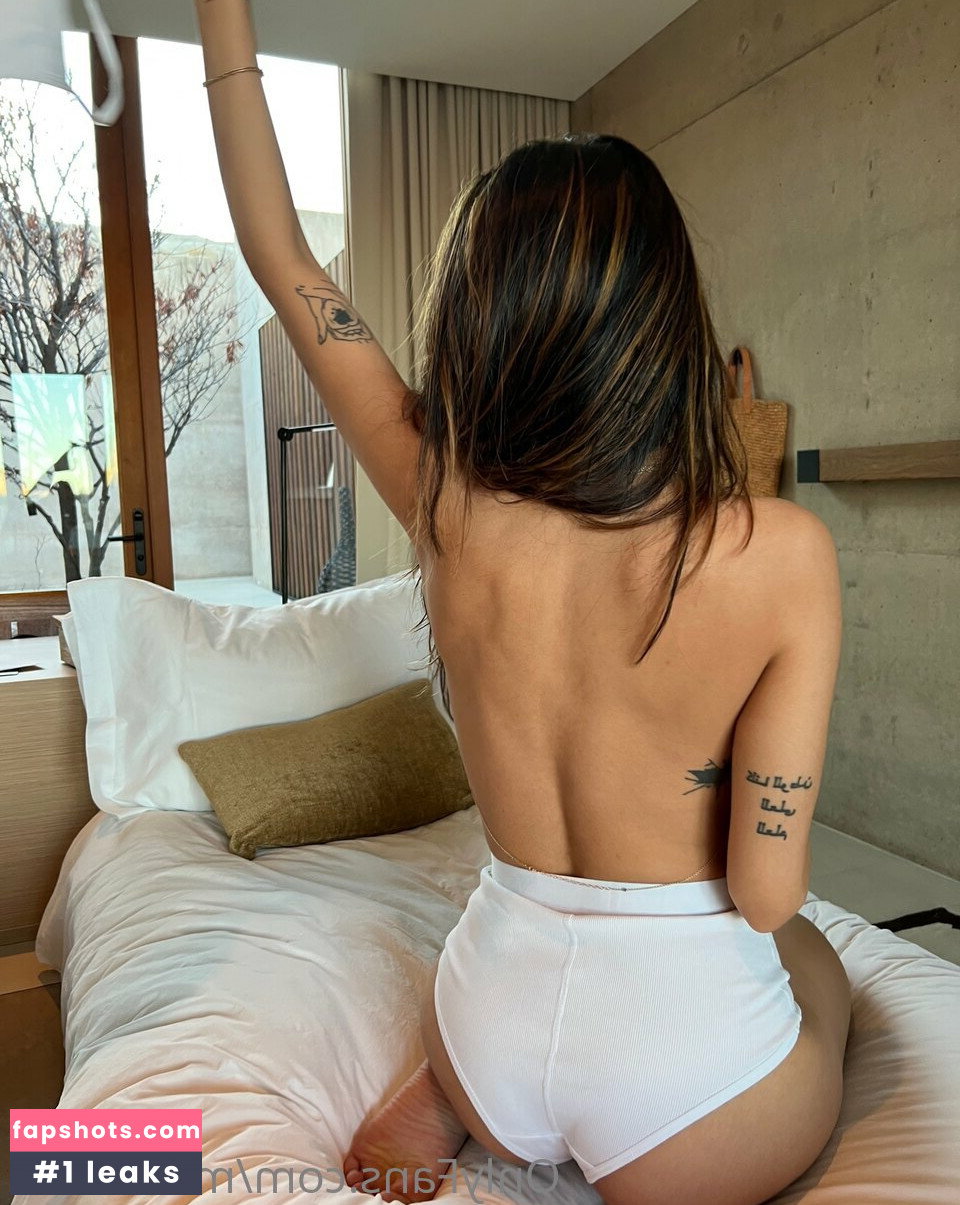 Mia Khalifa gallery photo #2108