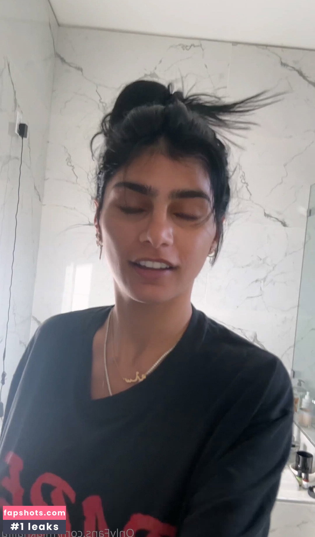 Mia Khalifa gallery photo #760