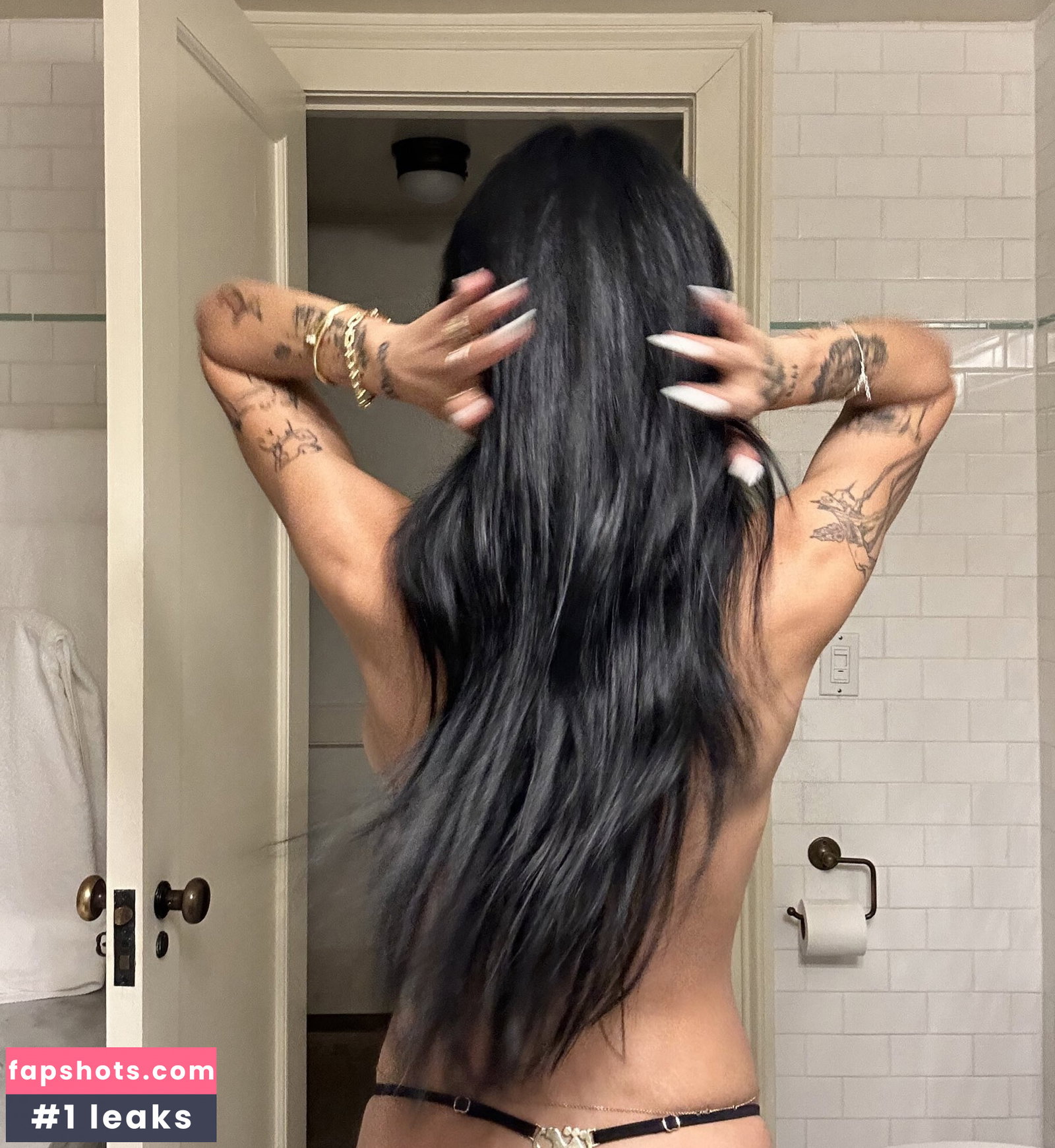 Mia Khalifa gallery photo #2537