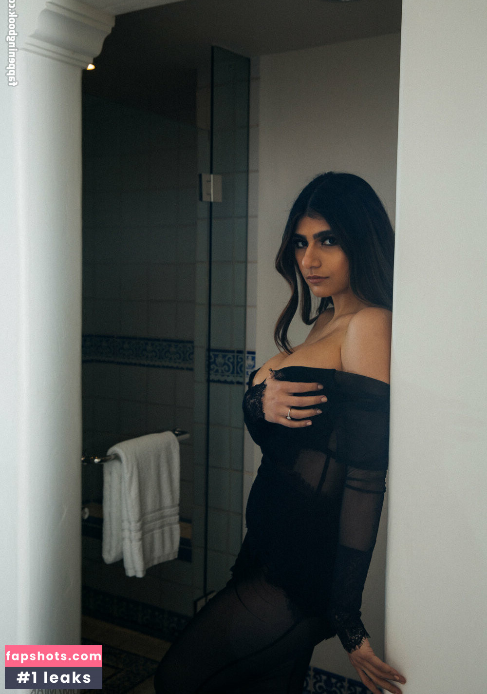 Mia Khalifa gallery photo #1077