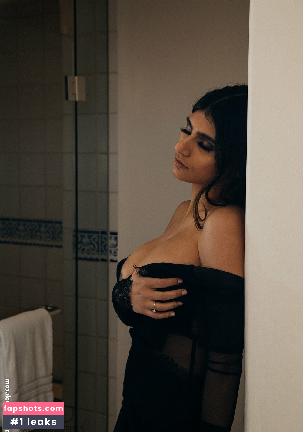 Mia Khalifa gallery photo #1080