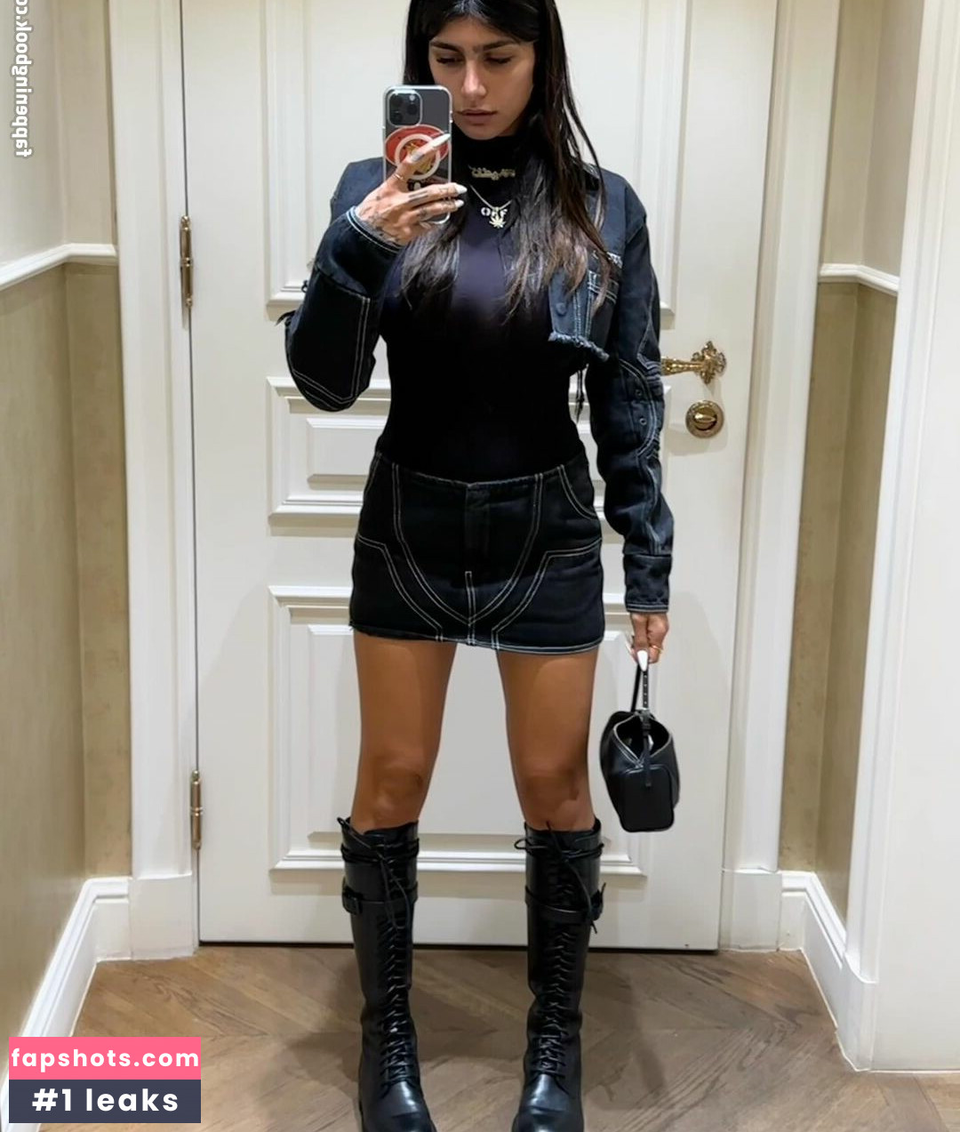 Mia Khalifa gallery photo #1085