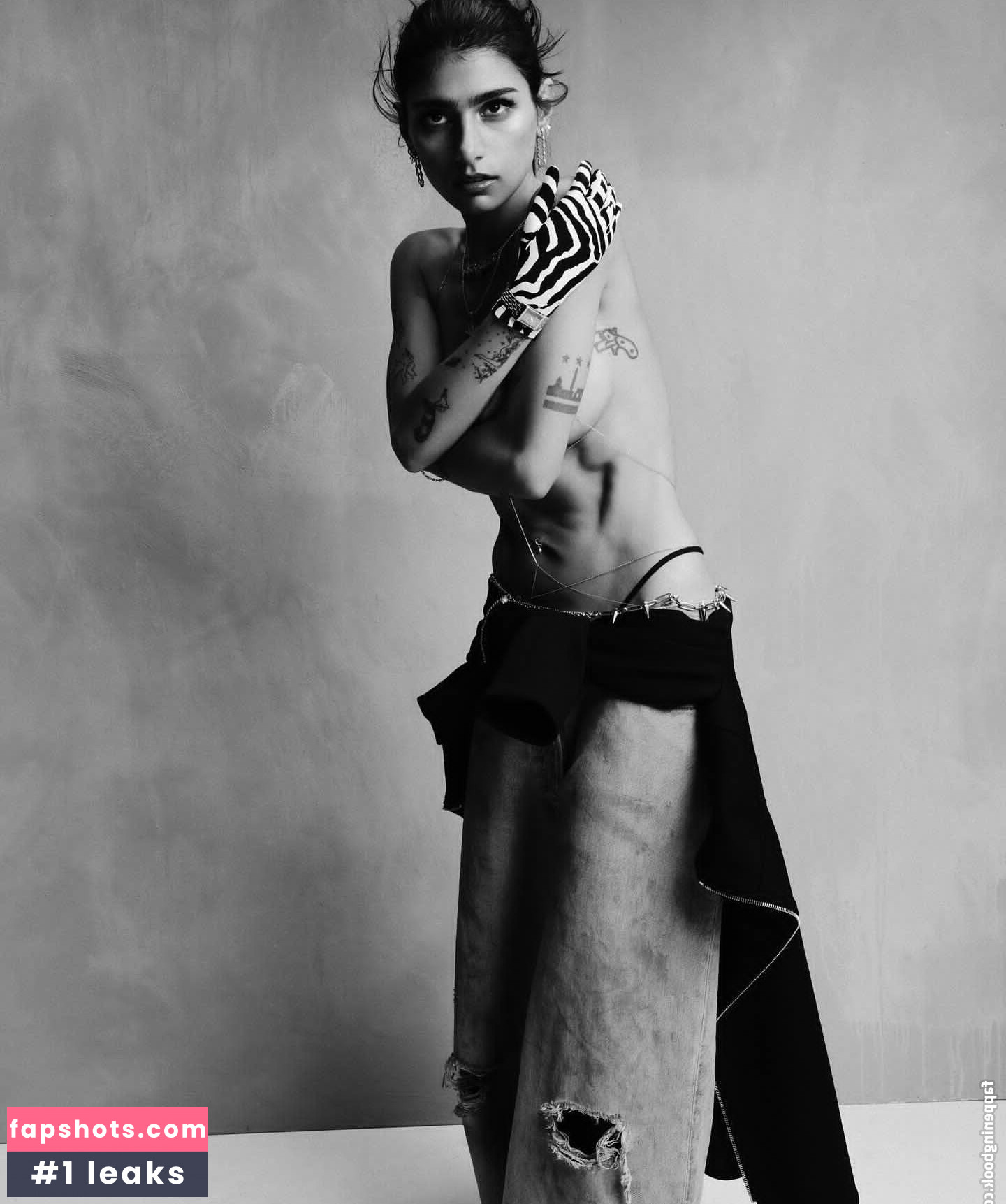 Mia Khalifa gallery photo #1118