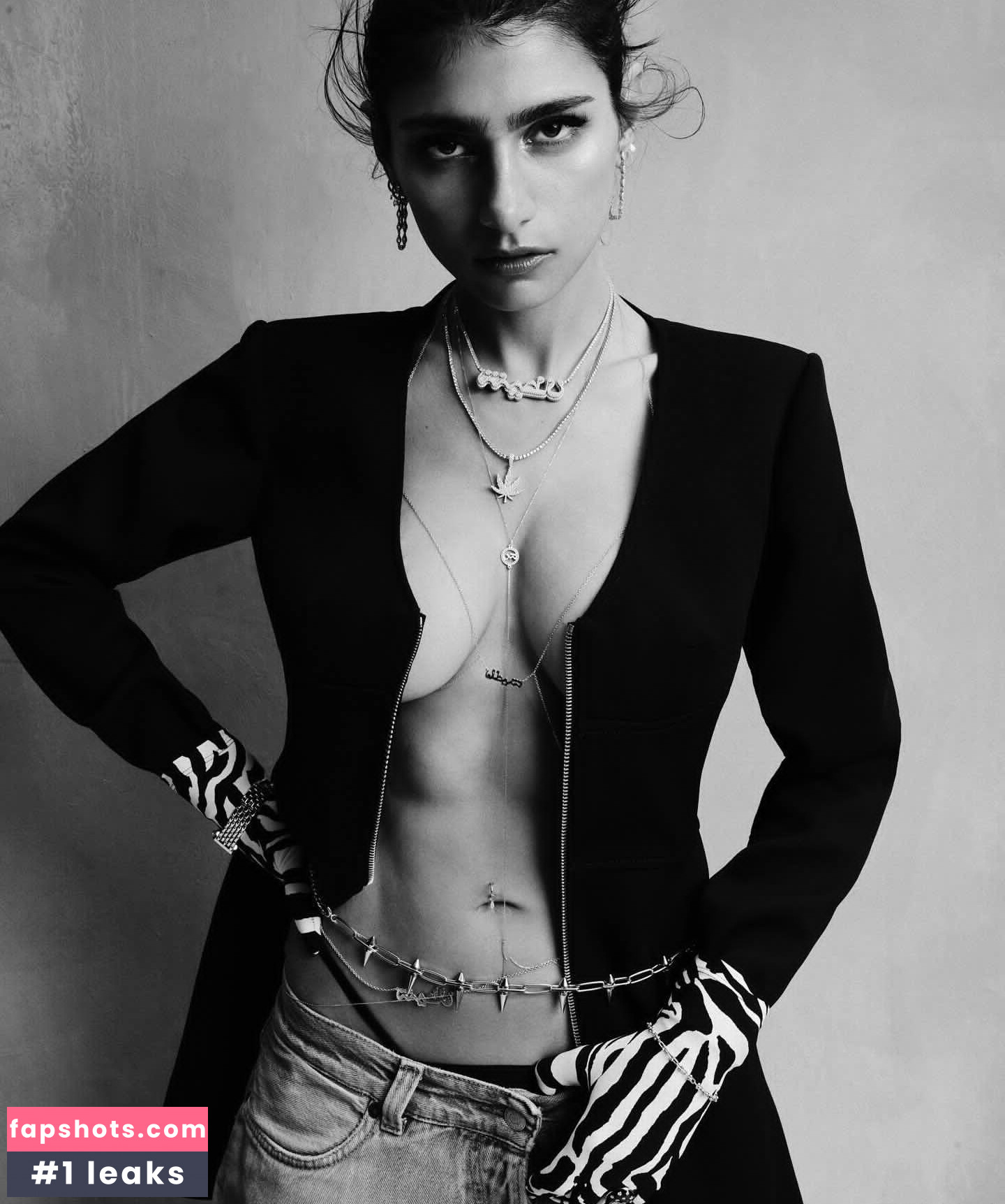 Mia Khalifa gallery photo #1119