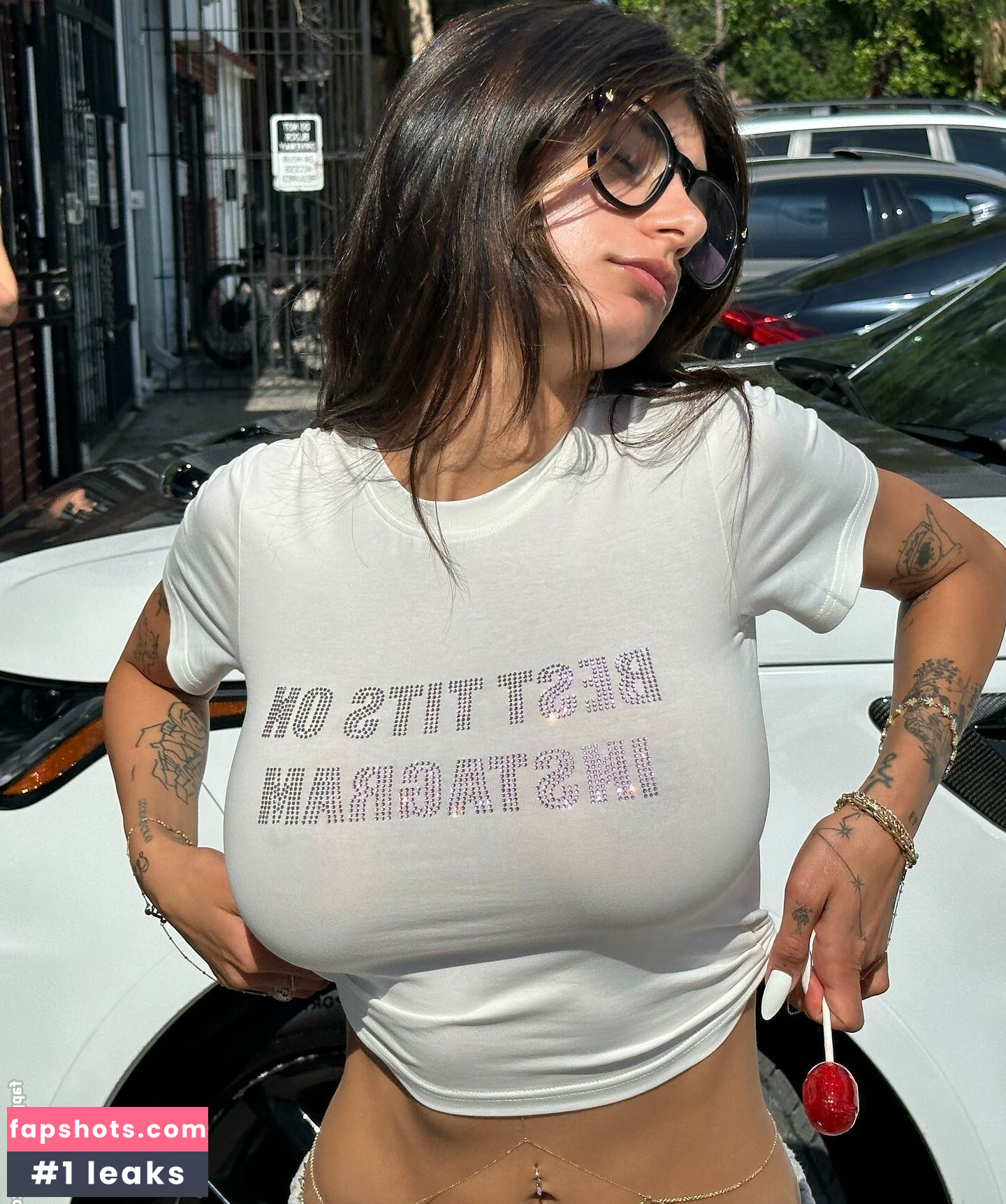 Mia Khalifa gallery photo #1171