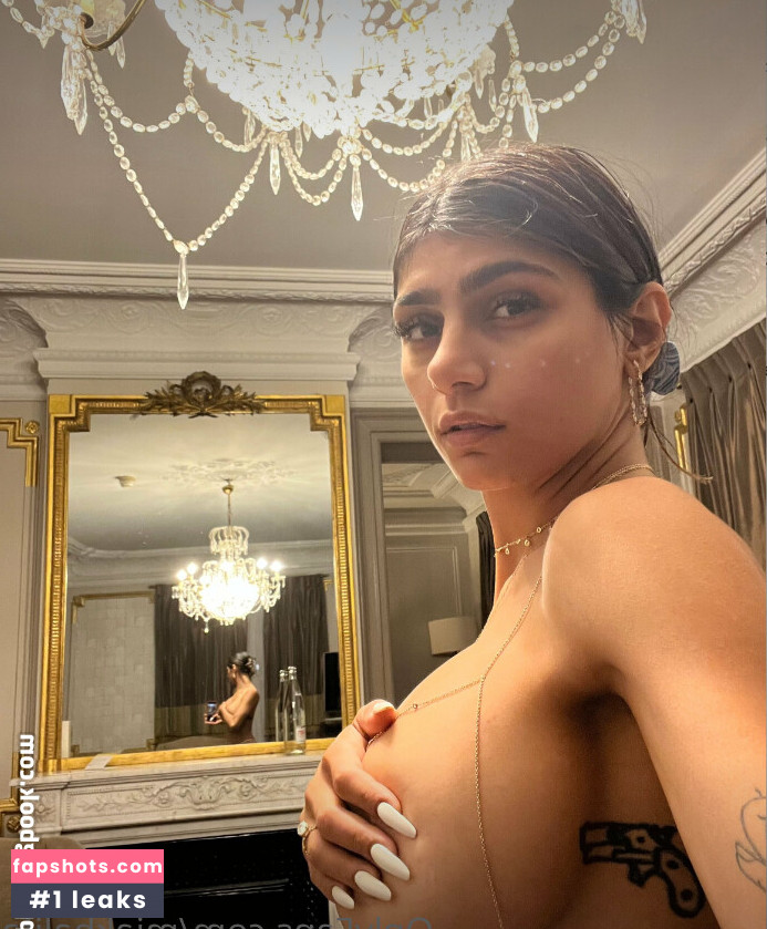Mia Khalifa gallery photo #1179