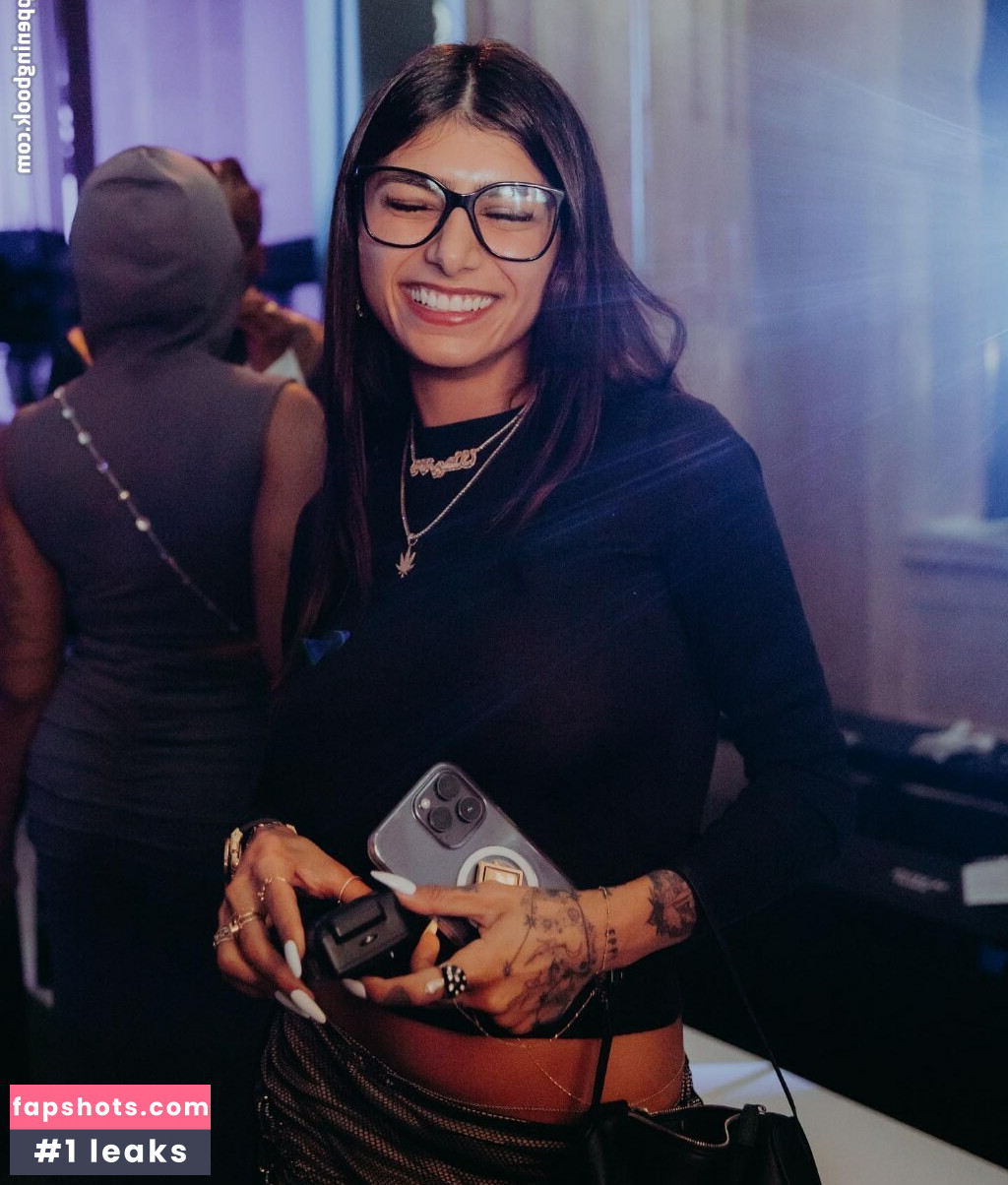 Mia Khalifa gallery photo #1189