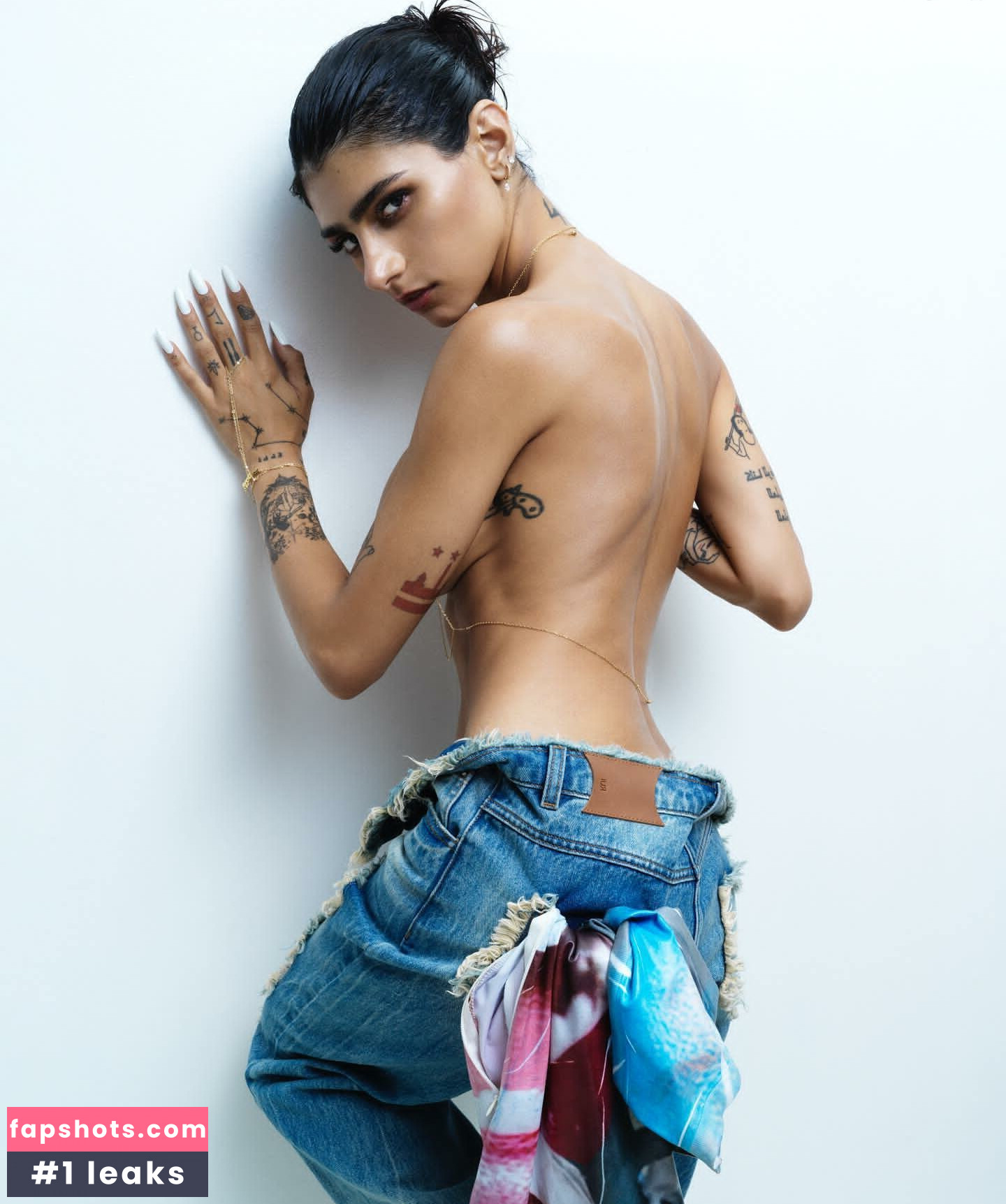 Mia Khalifa gallery photo #1222