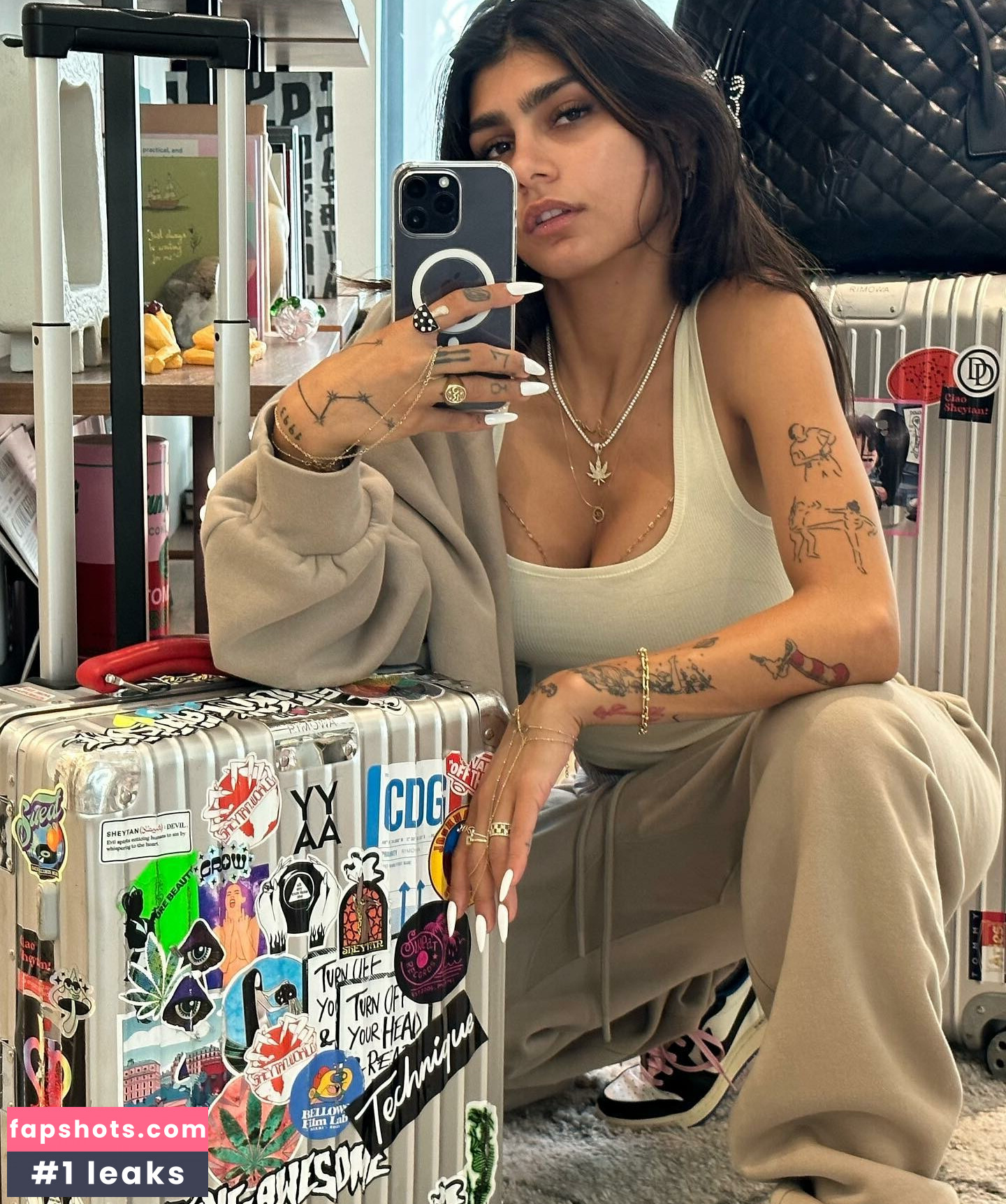 Mia Khalifa gallery photo #1240