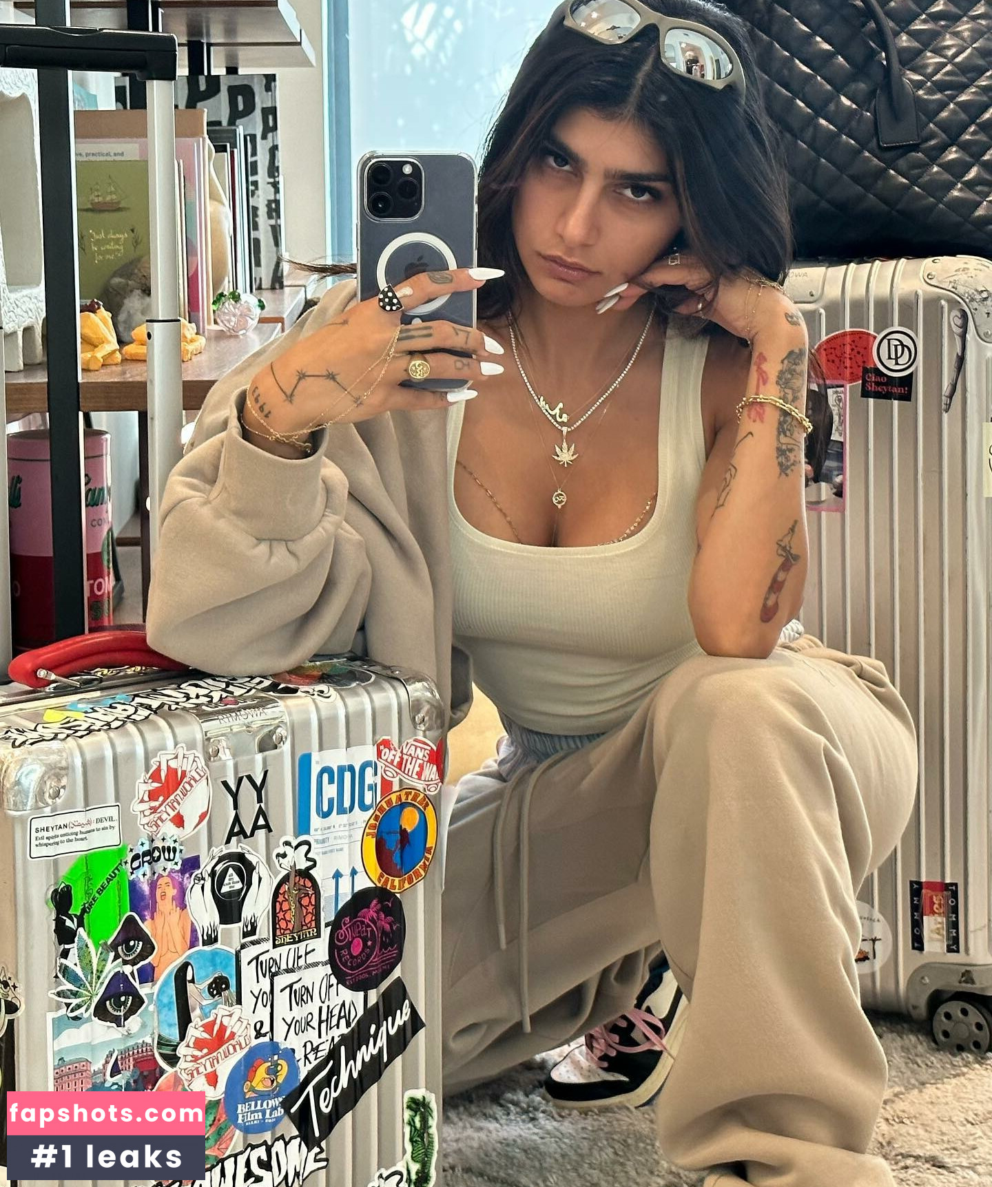 Mia Khalifa gallery photo #1242