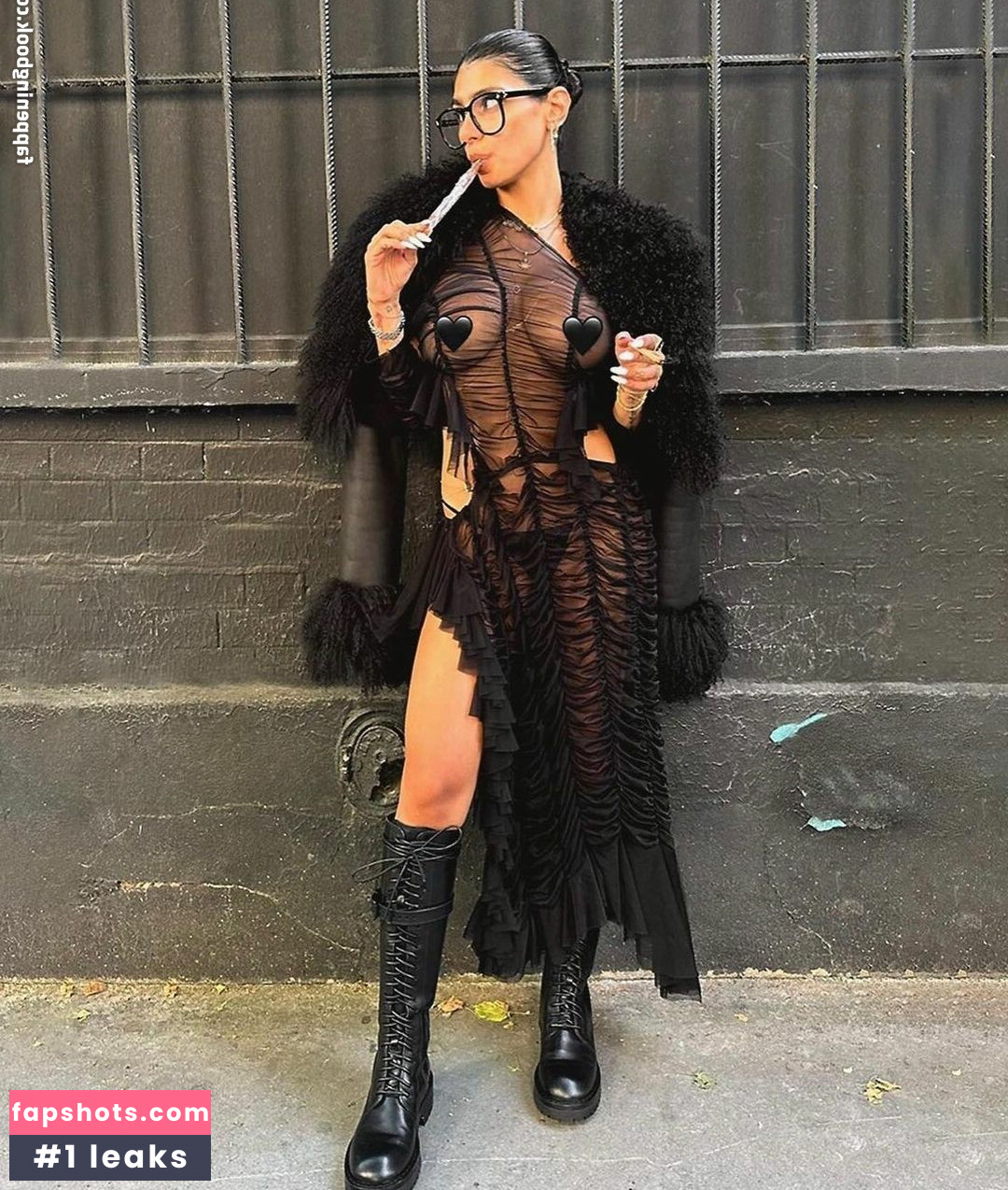 Mia Khalifa gallery photo #1258