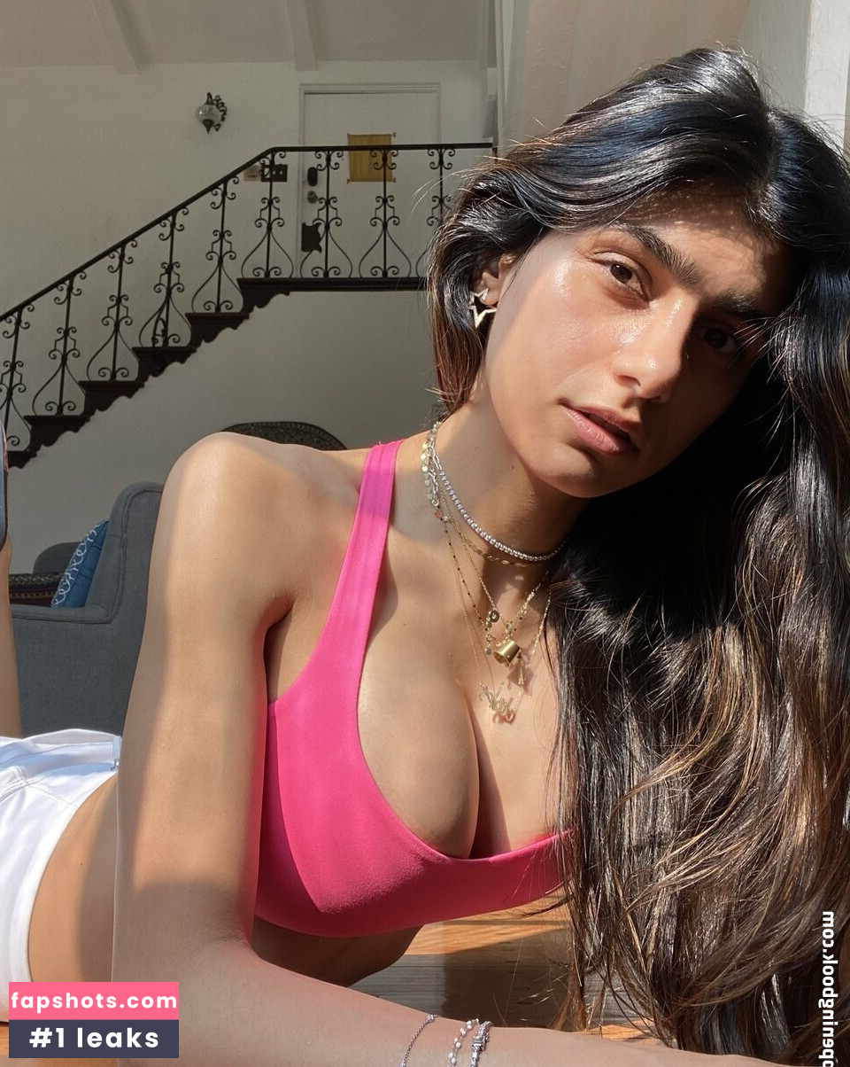 Mia Khalifa gallery photo #1301
