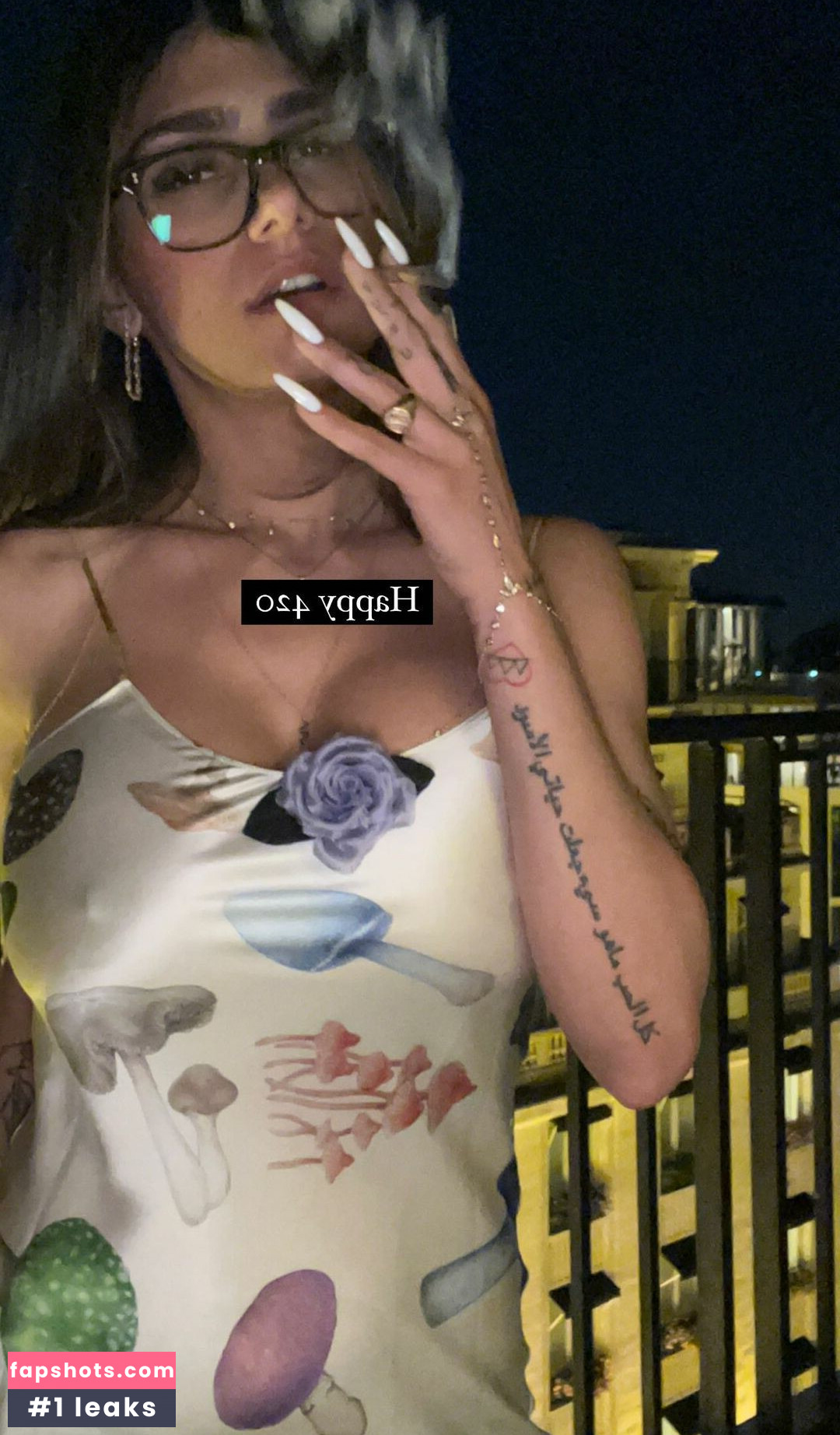 Mia Khalifa gallery photo #1405