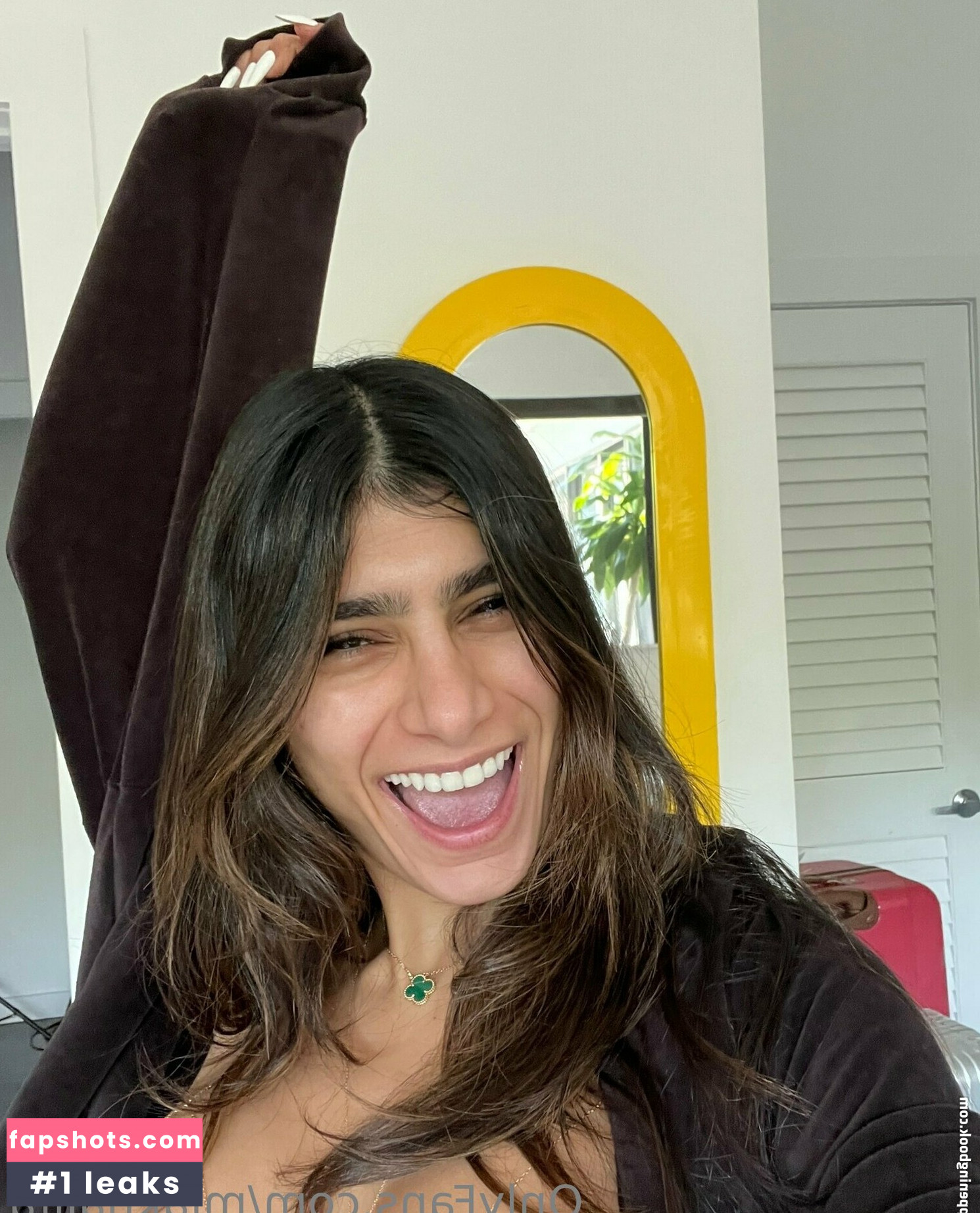 Mia Khalifa gallery photo #1615