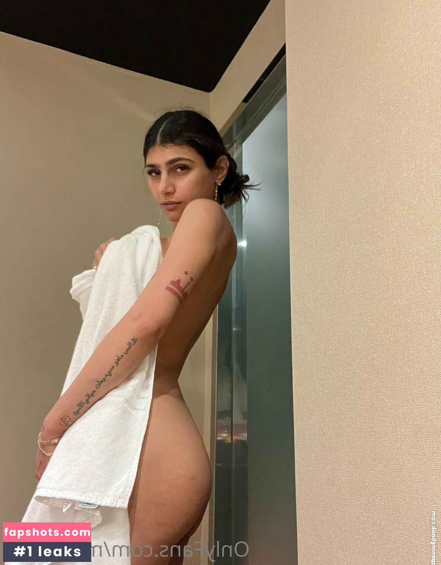 Mia Khalifa gallery photo #1636