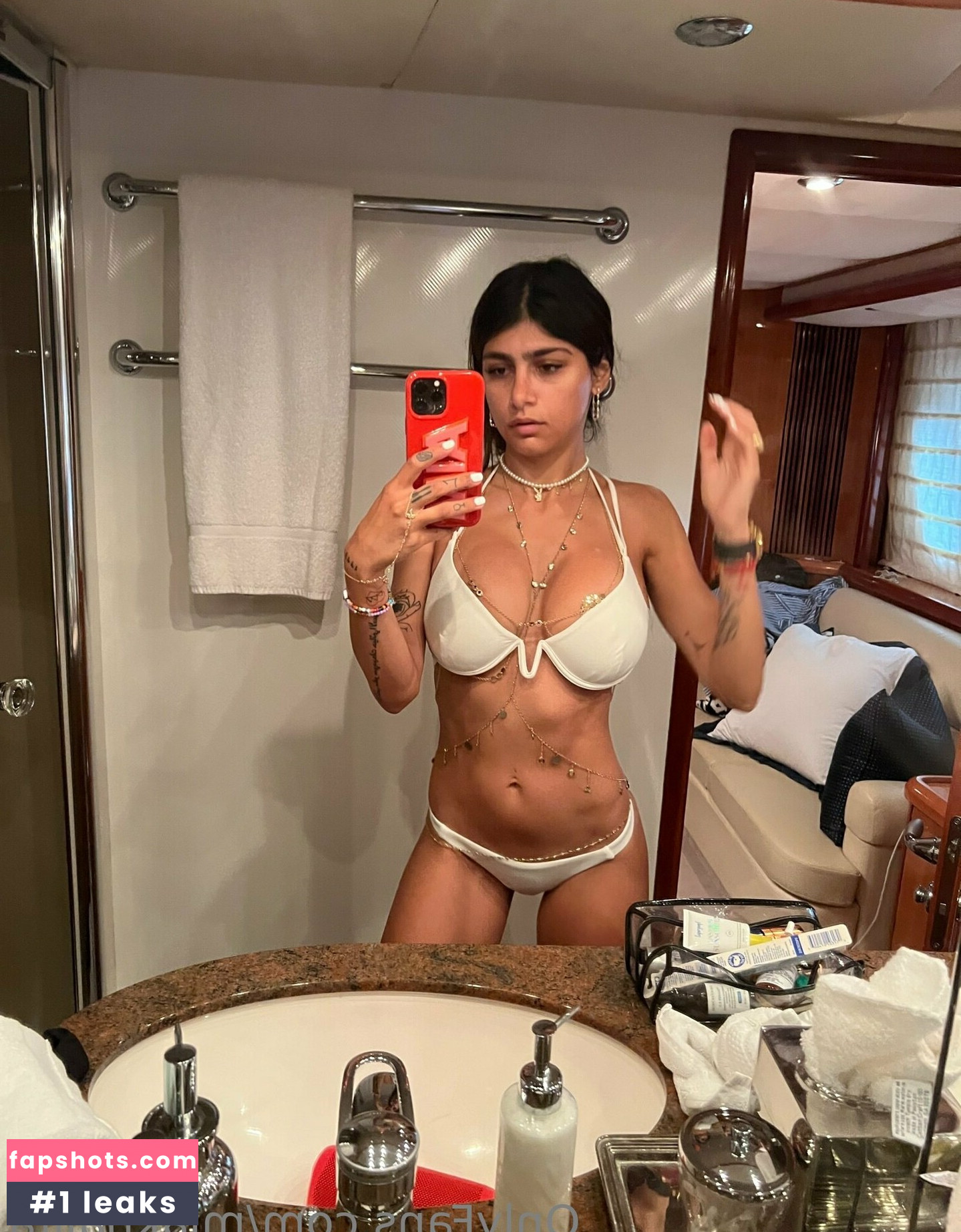 Mia Khalifa gallery photo #1696