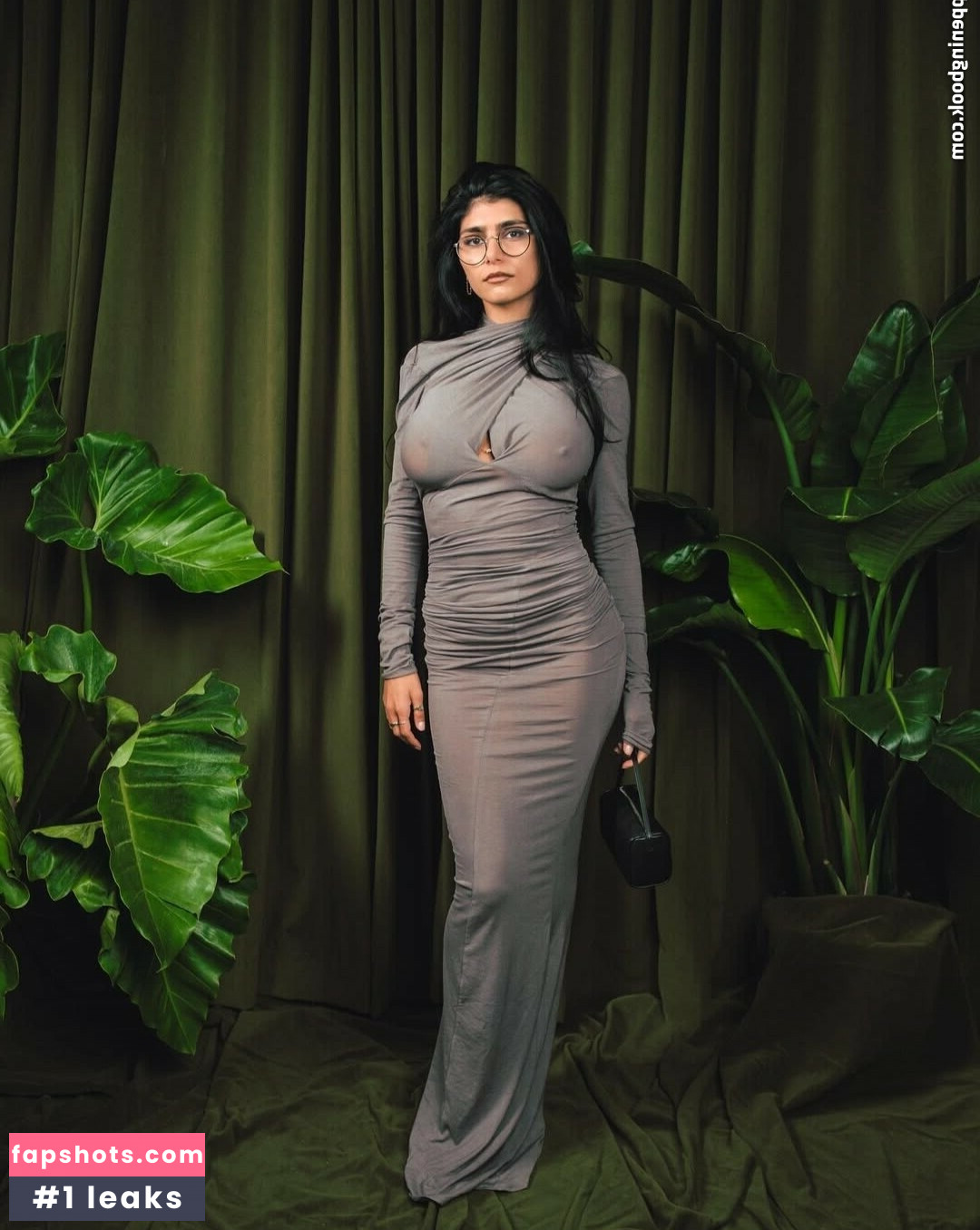 Mia Khalifa gallery photo #175