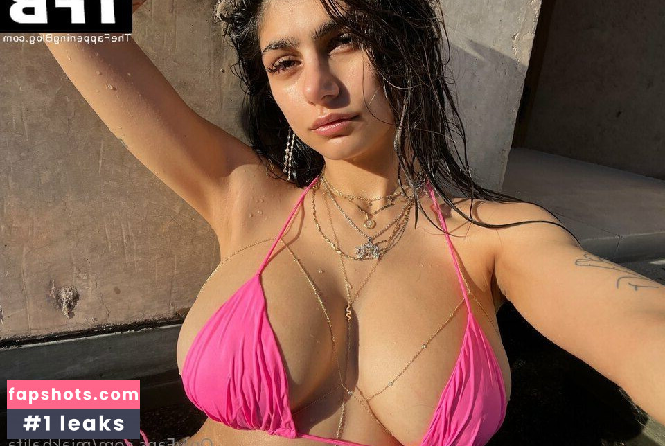 Mia Khalifa gallery photo #1762