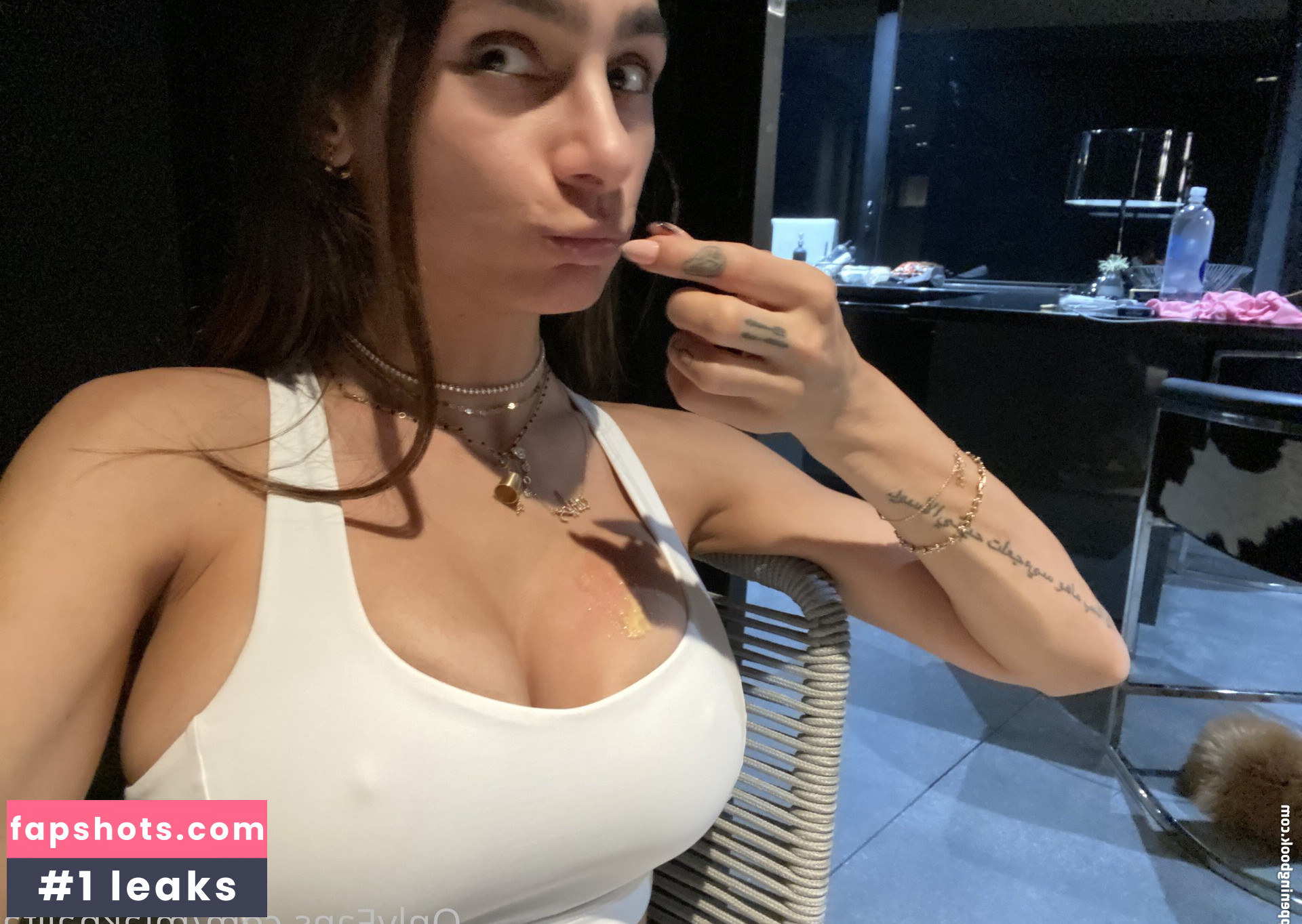 Mia Khalifa gallery photo #1997