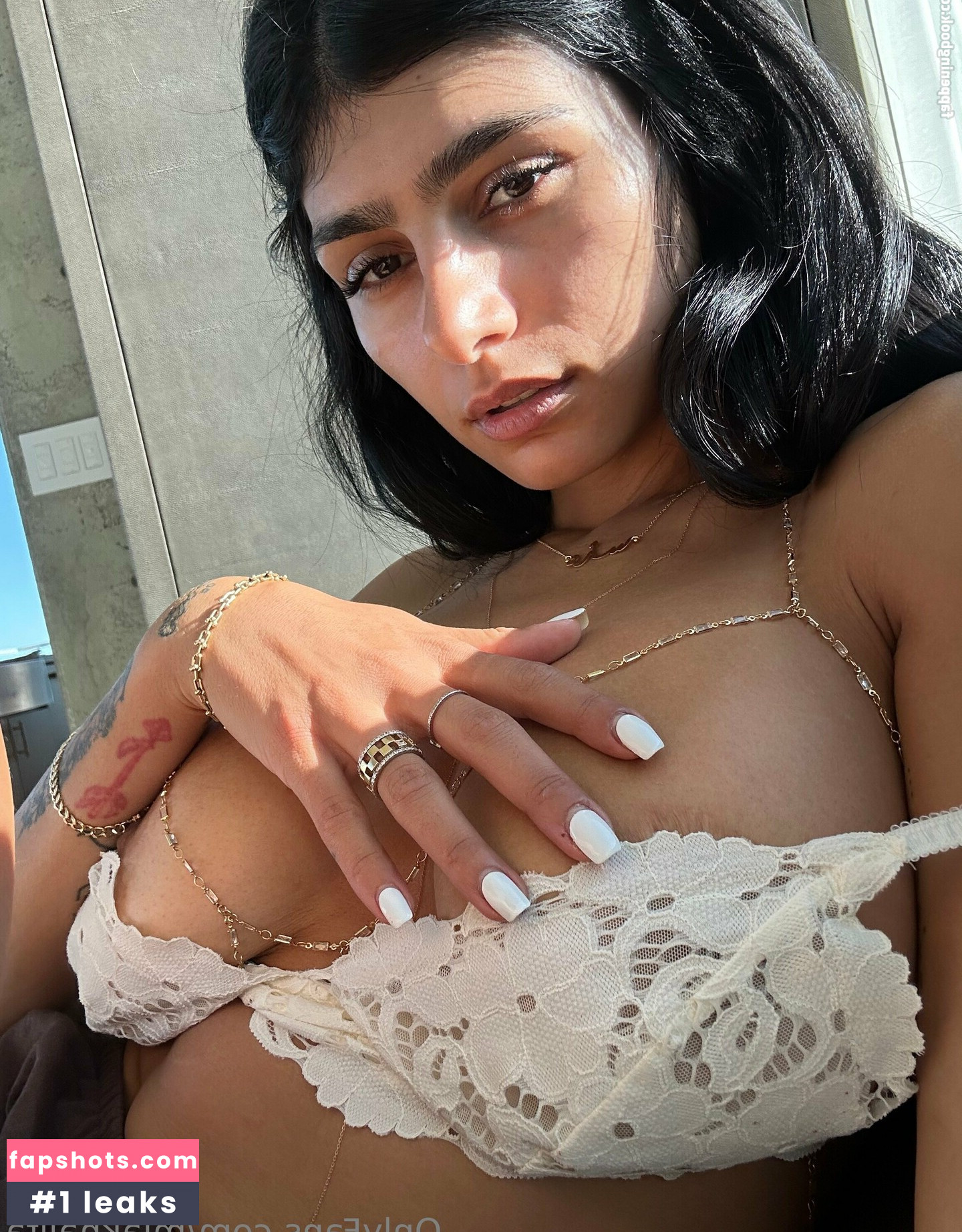 Mia Khalifa gallery photo #240