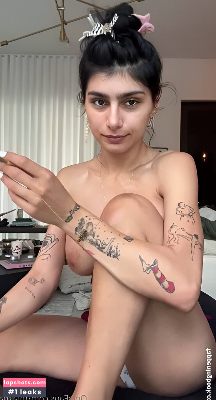 Mia Khalifa gallery photo #316