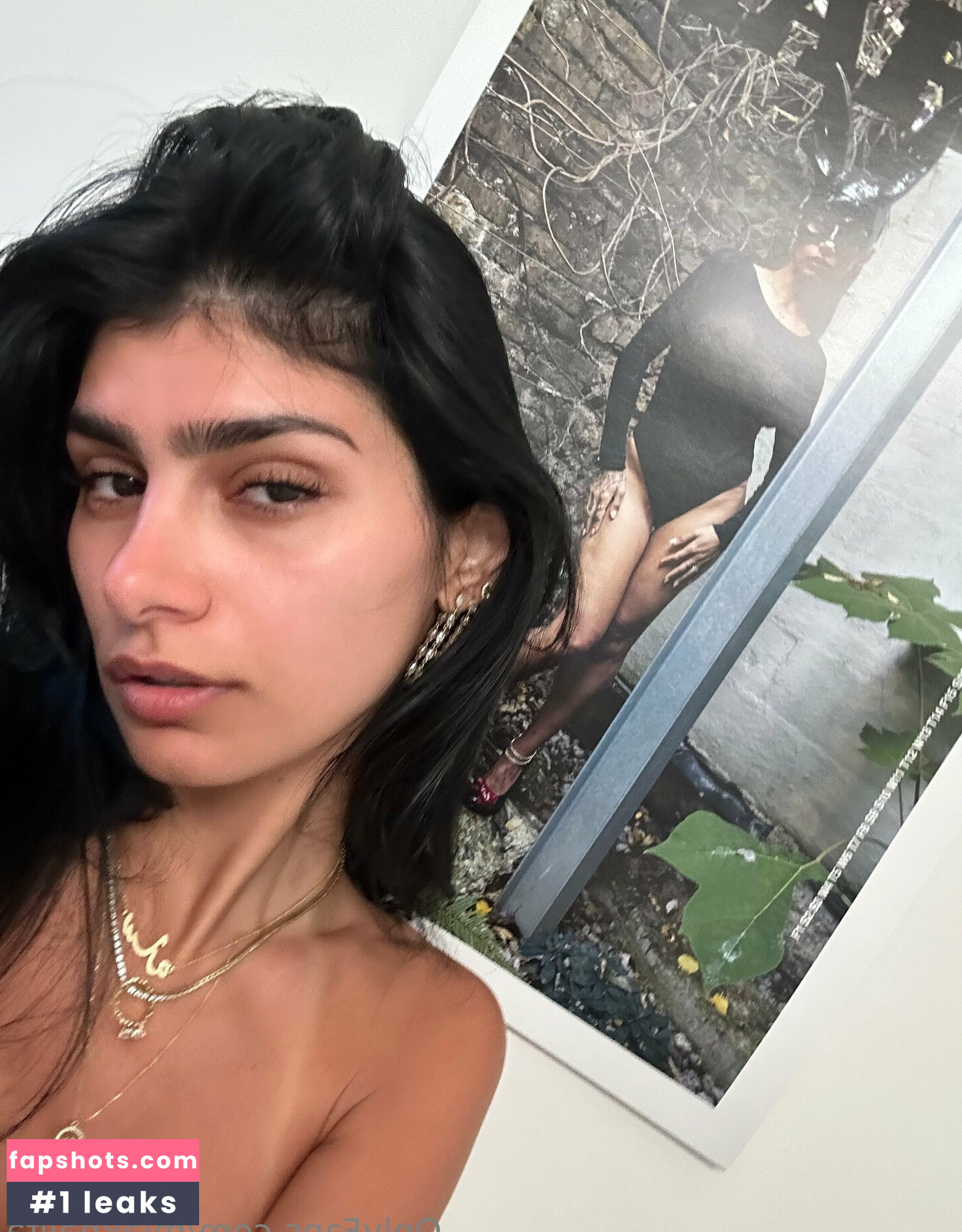 Mia Khalifa gallery photo #340