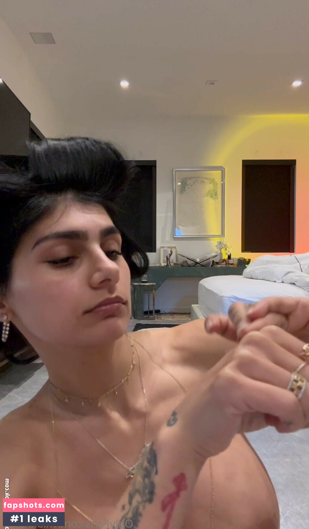 Mia Khalifa gallery photo #35