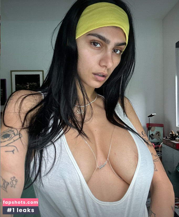 Mia Khalifa gallery photo #394