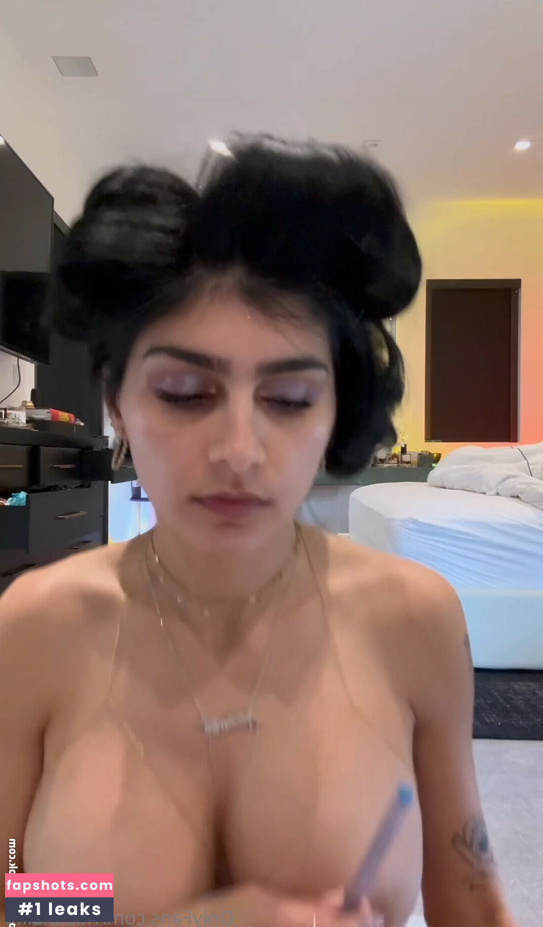 Mia Khalifa gallery photo #41