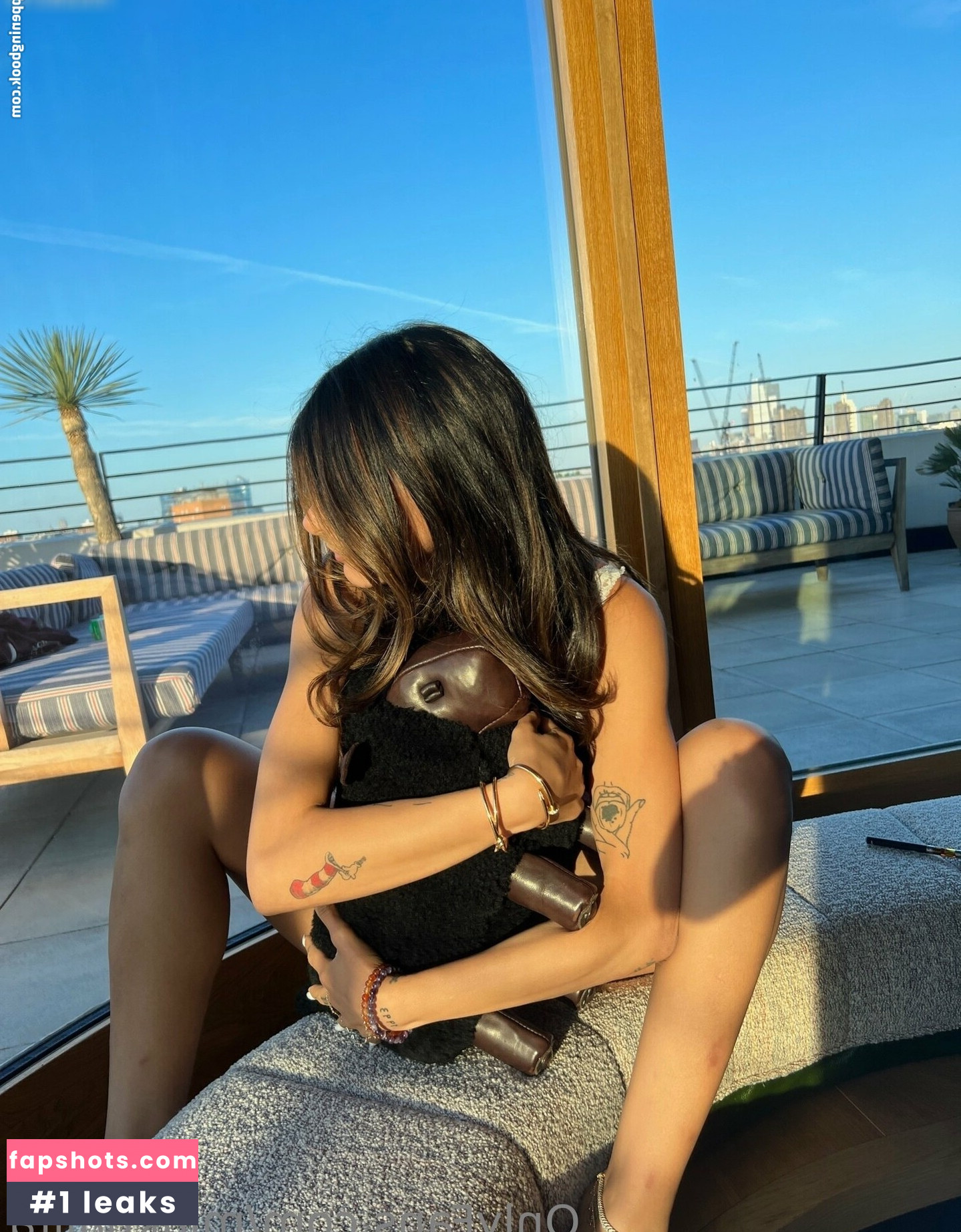 Mia Khalifa gallery photo #415