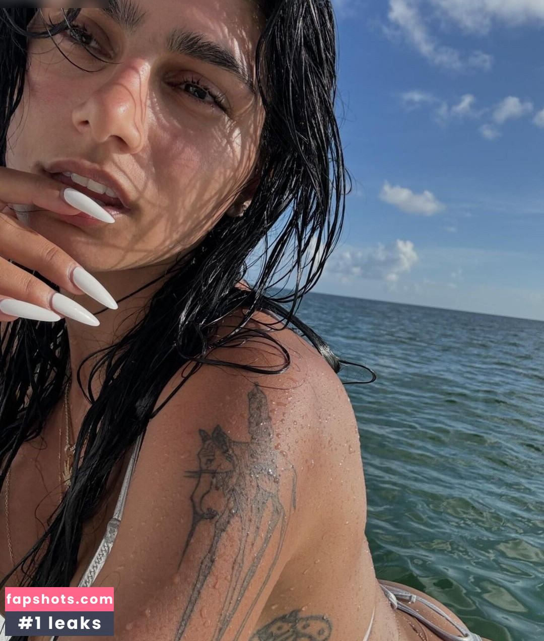 Mia Khalifa gallery photo #449