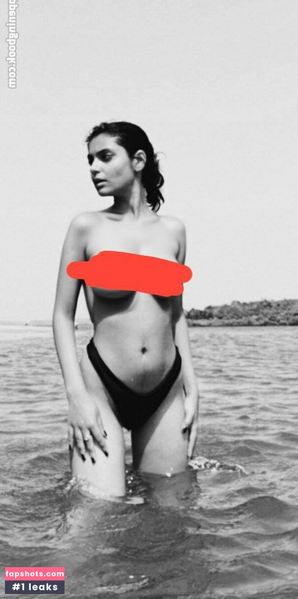 Mia Khalifa gallery photo #471