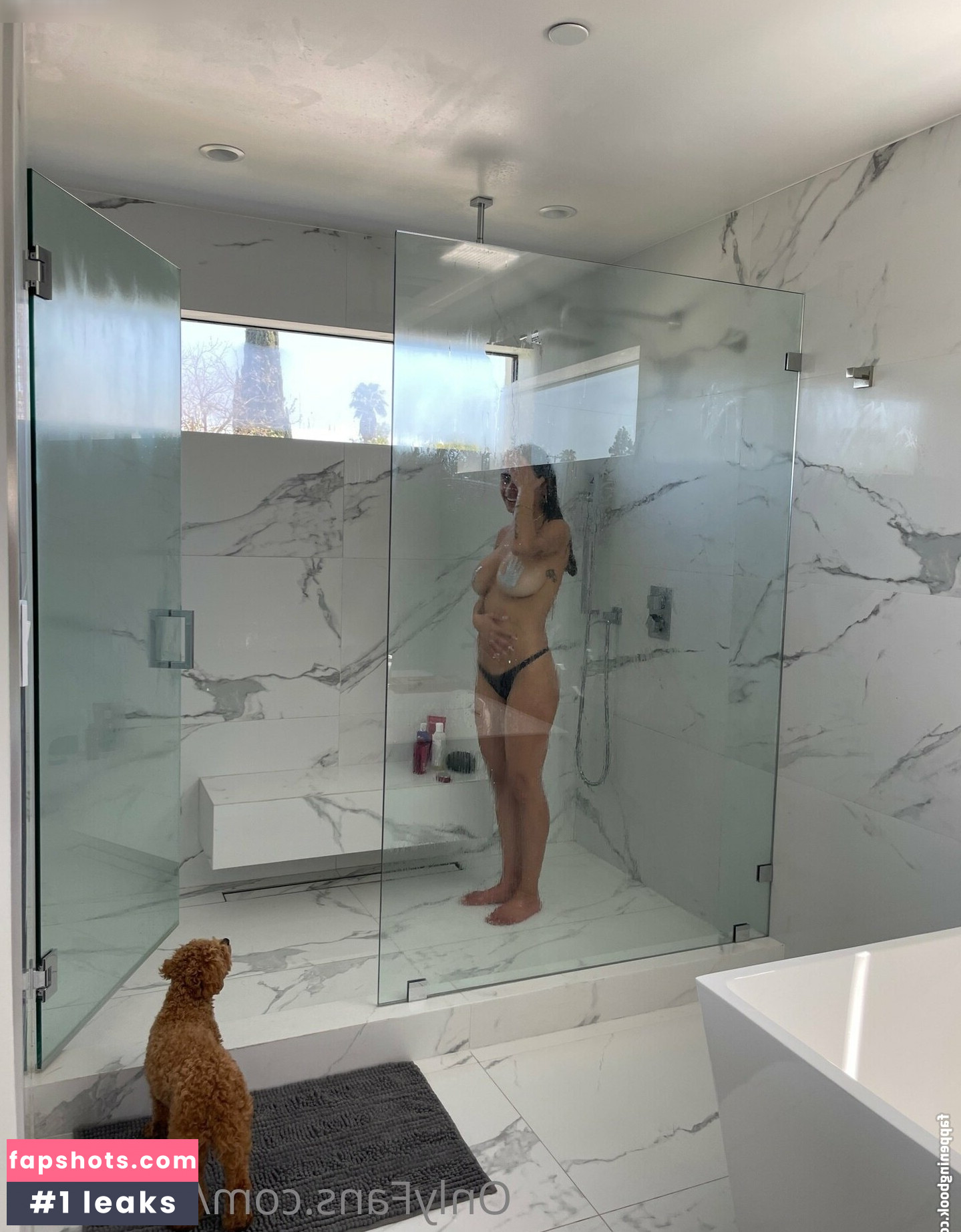 Mia Khalifa gallery photo #593