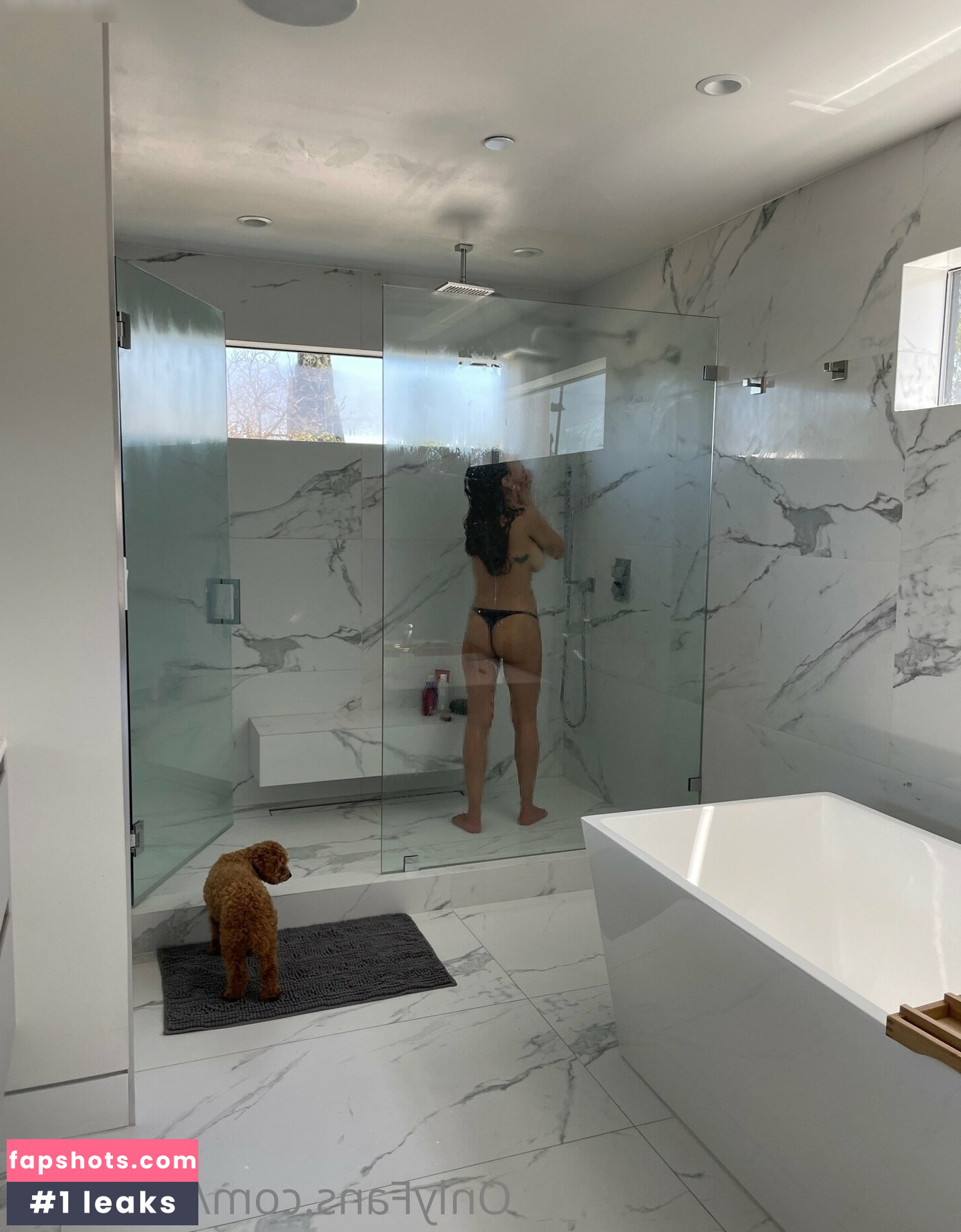 Mia Khalifa gallery photo #595