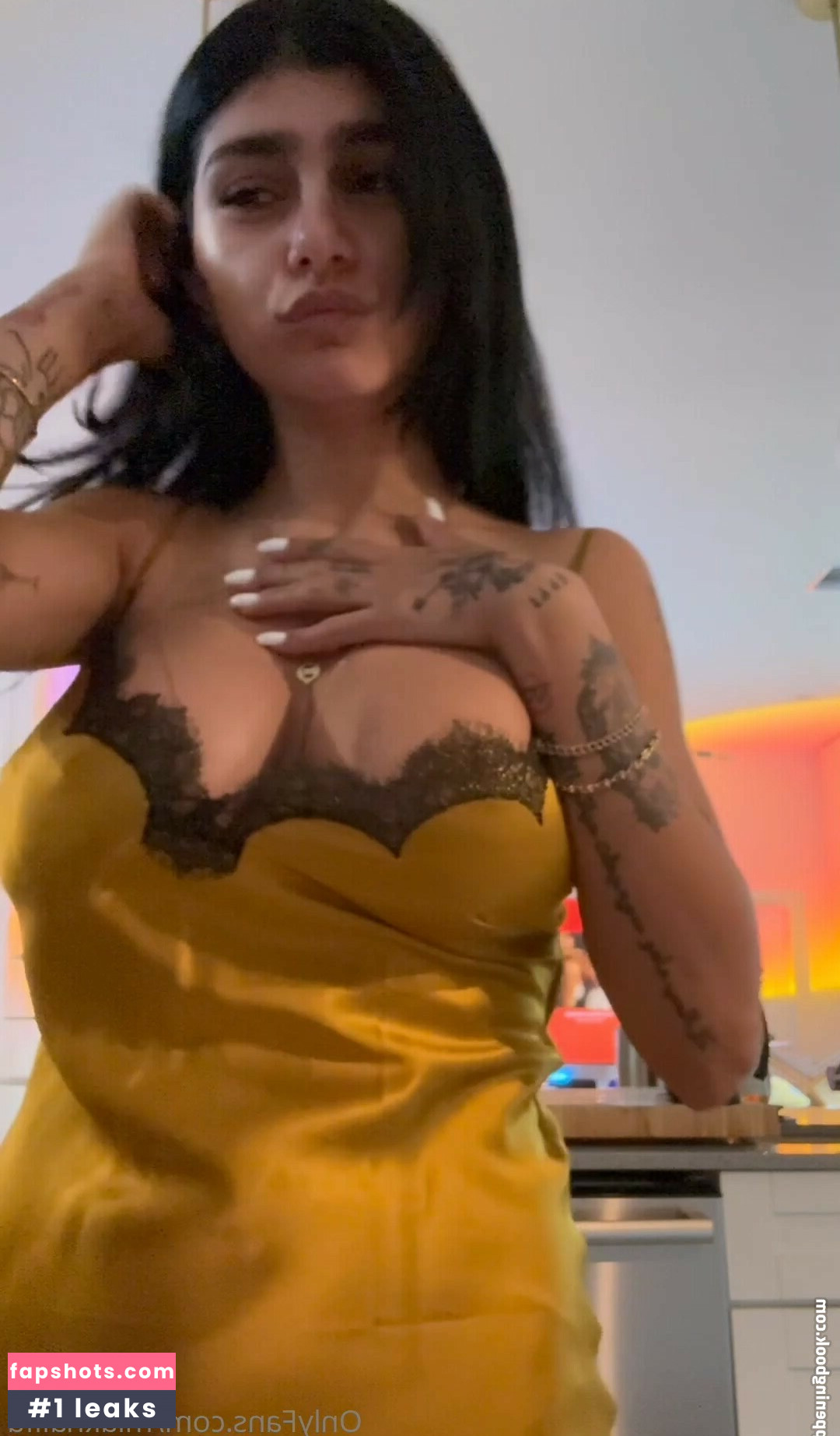 Mia Khalifa gallery photo #62