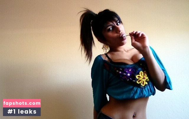 Mia Khalifa gallery photo #730