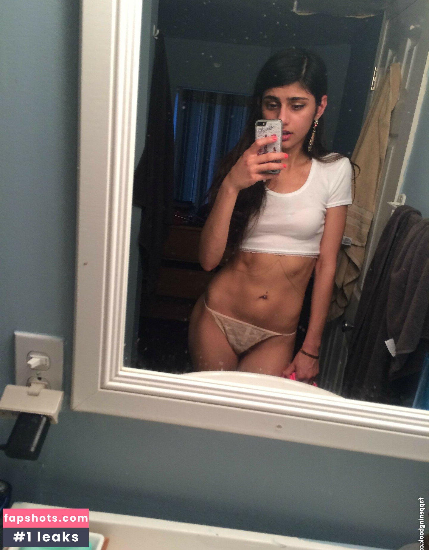 Mia Khalifa gallery photo #738