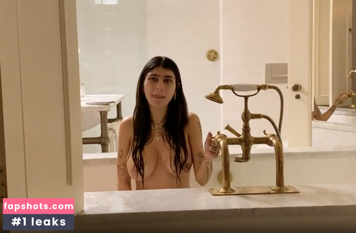 Mia Khalifa gallery photo #792