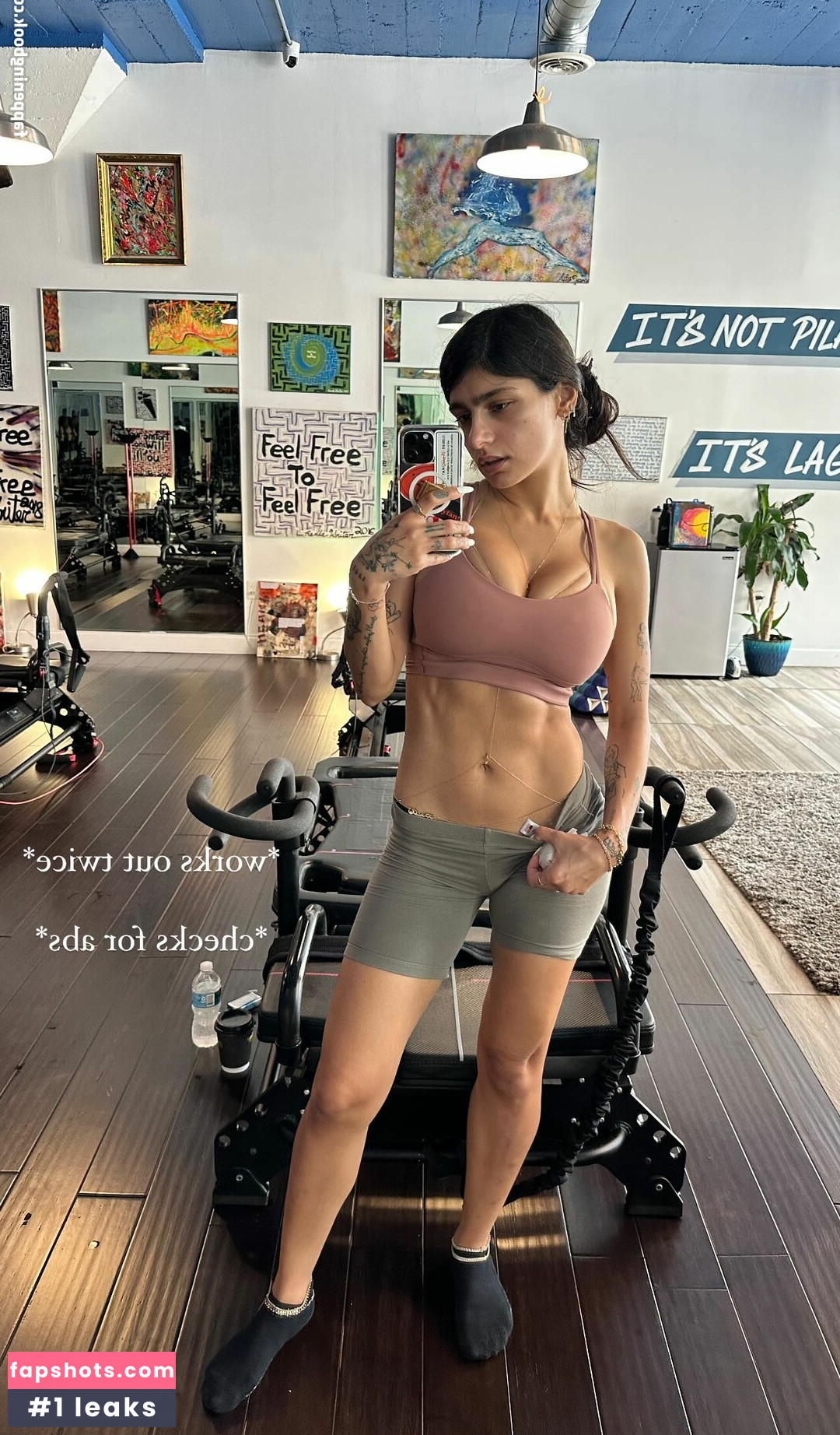 Mia Khalifa gallery photo #924