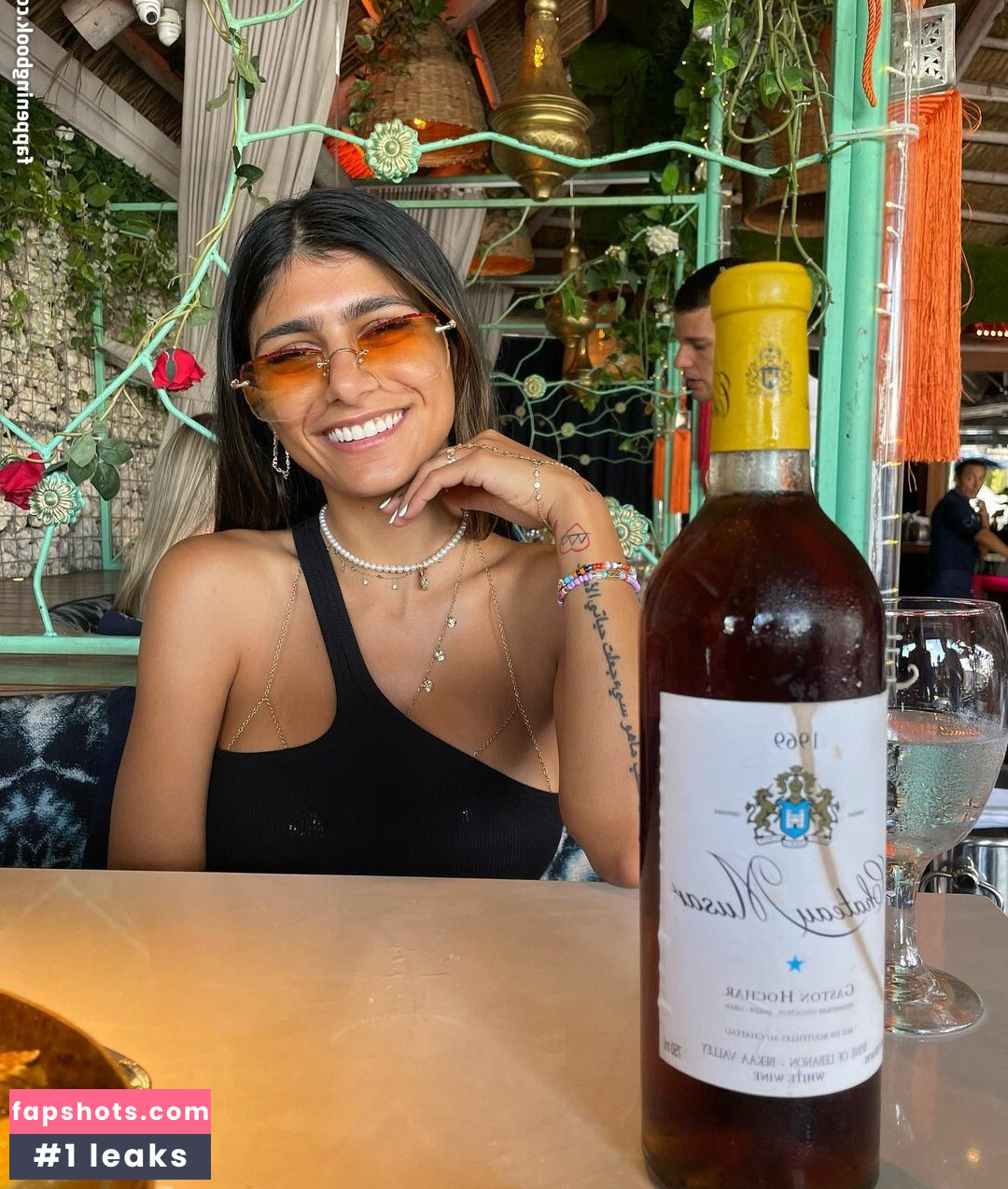 Mia Khalifa gallery photo #949