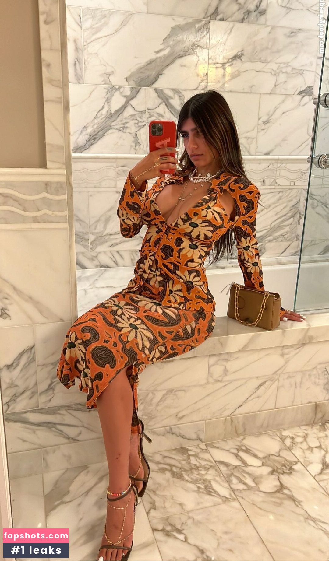 Mia Khalifa gallery photo #953